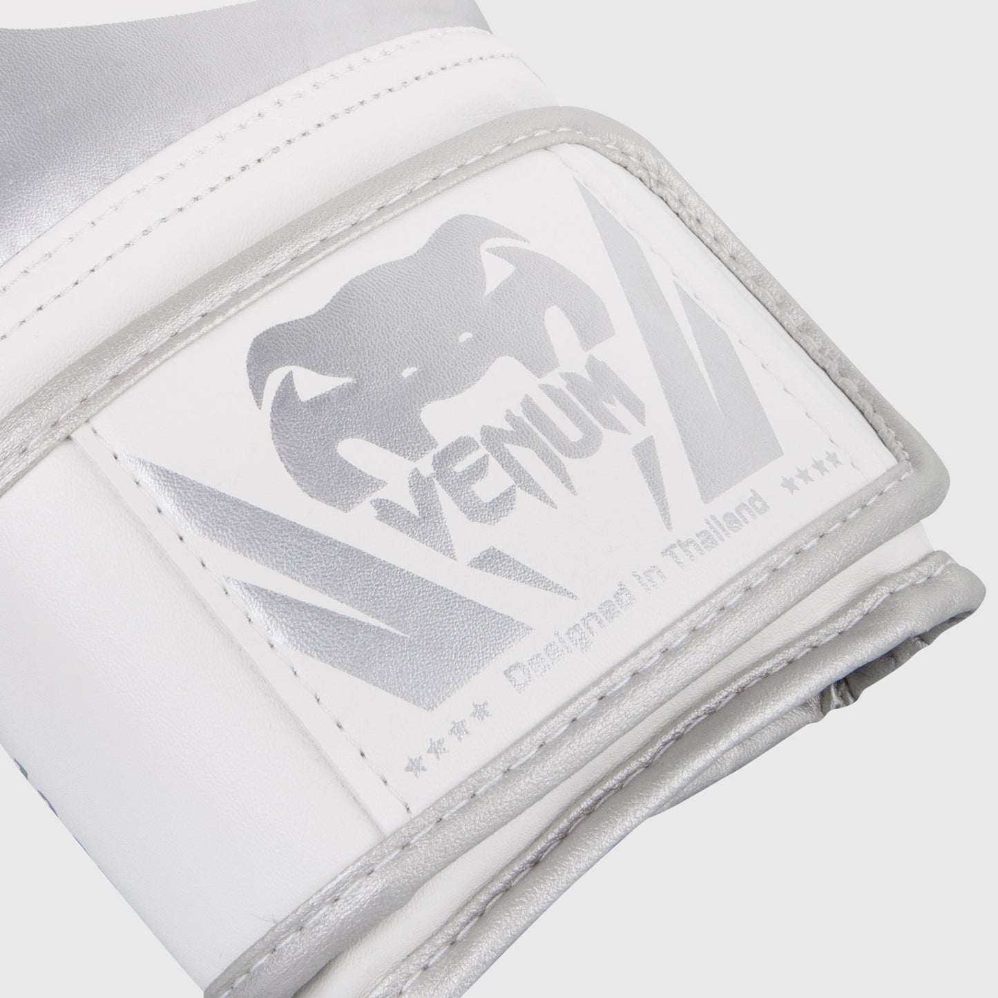 Venum Challenger 2.0 Boxing Gloves - White/Silver