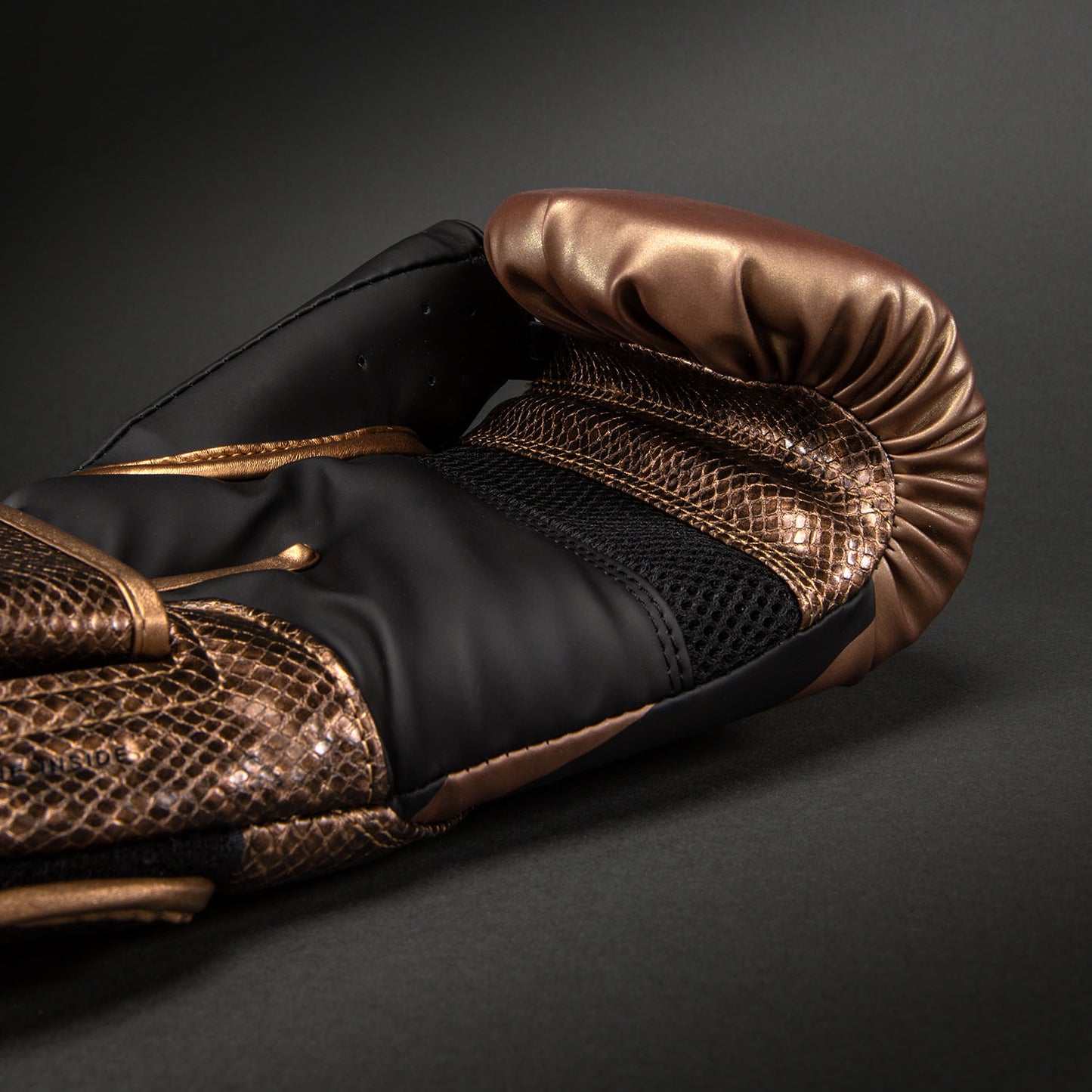 Venum Challenger 4.0 Scales Boxing Gloves - Brown/ Black