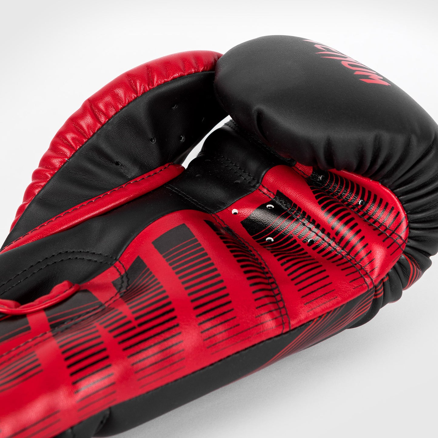 RWS x Venum Boxing Gloves - Black