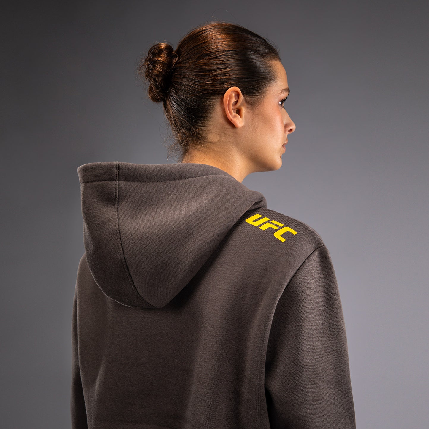 UFC Fusion by Venum Fight Week Women’s Pullover Hoodie - Solid Earthen Brown