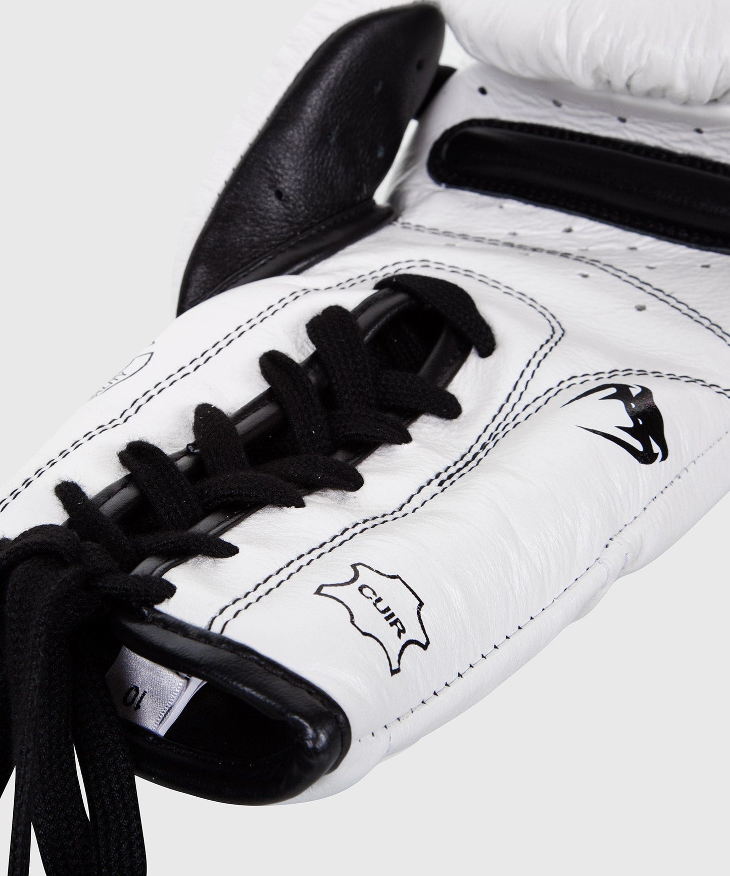 Venum Giant 3.0 Boxing Gloves - Nappa Leather - With Laces - White