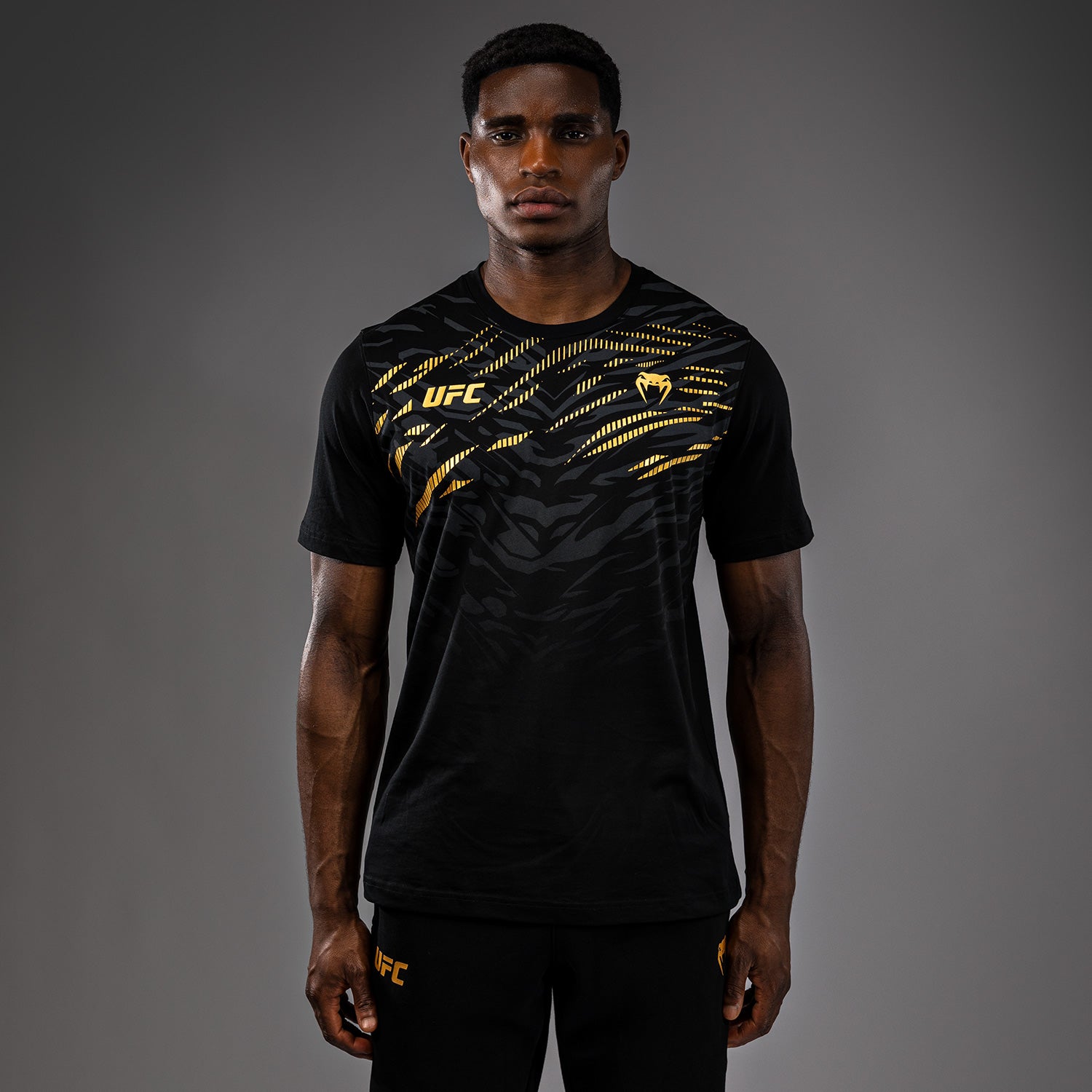 UFC ヘビ柄 ブラック Tシャツ 75e83cd981c98867fd2a2b51beb21a