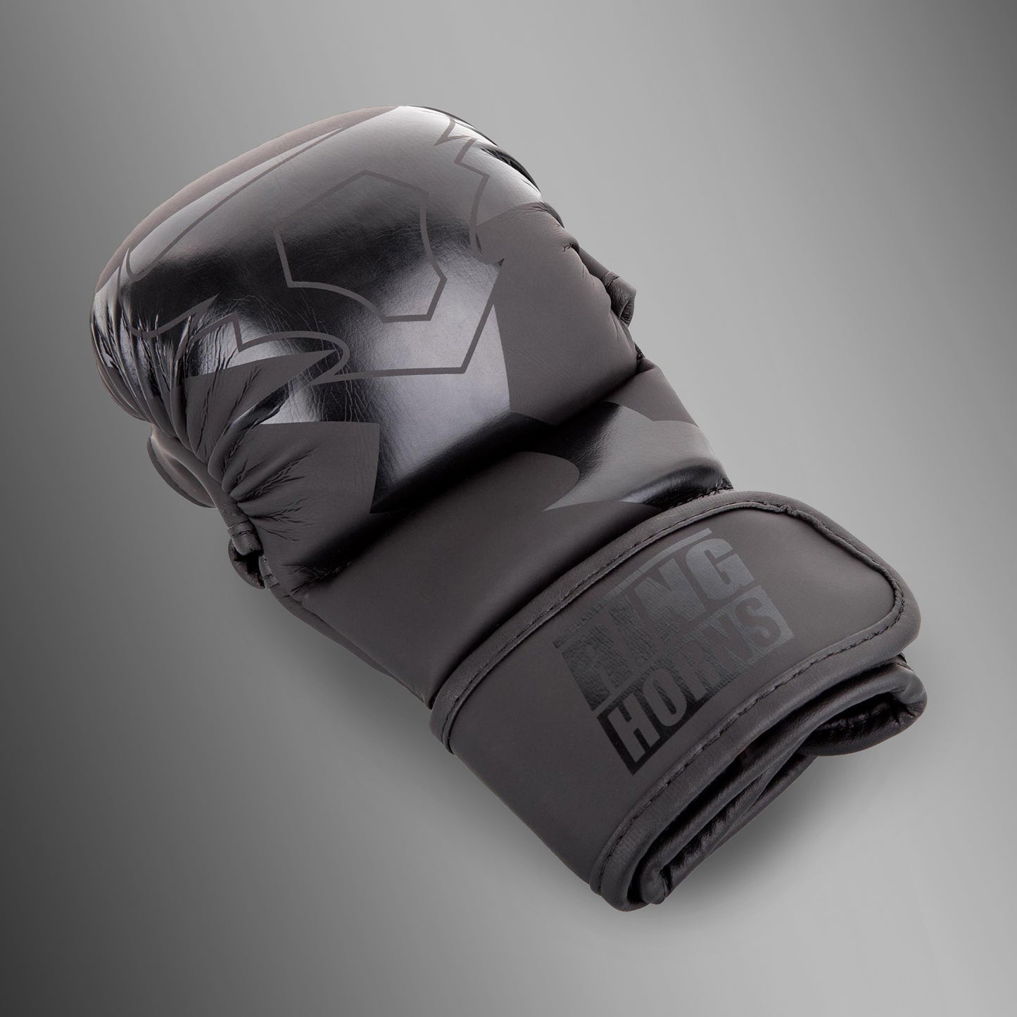 Ringhorns Charger by Venum Sparring Gloves - Black/Black