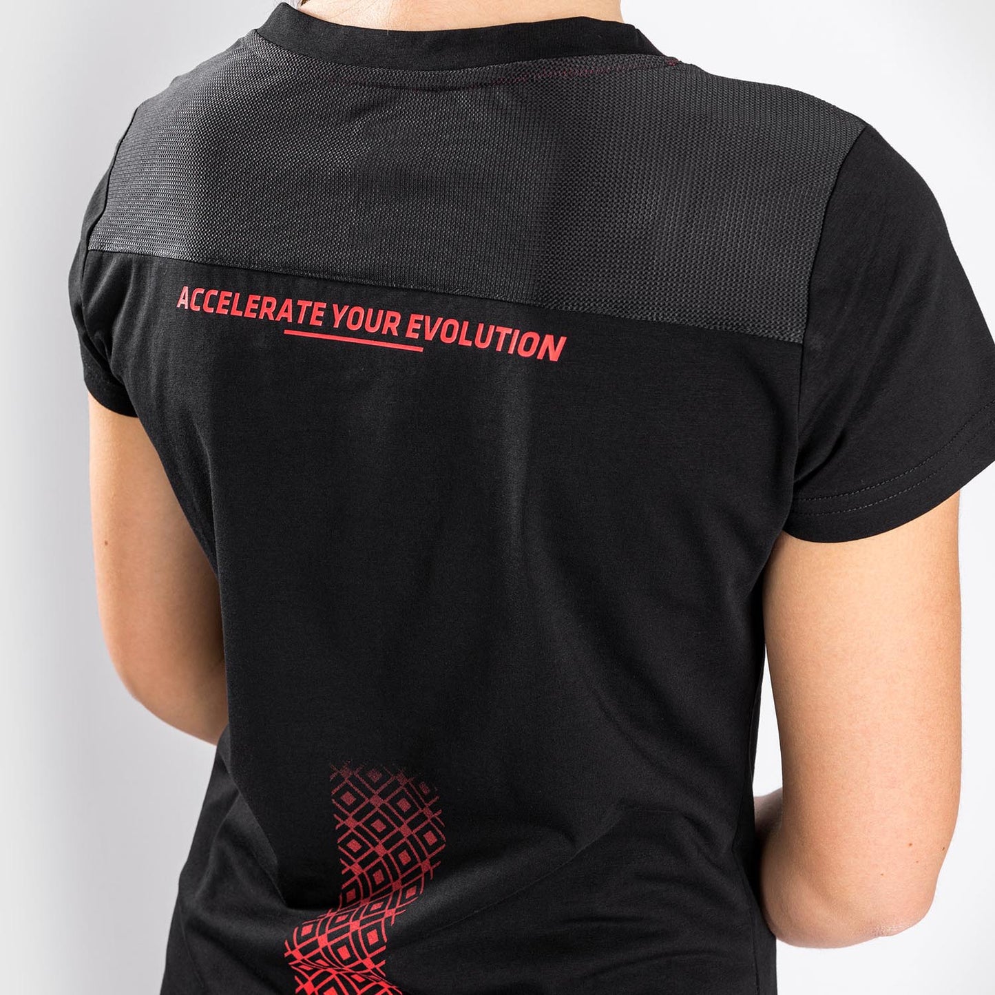 UFC Venum Performance Institute T-Shirt - For Women - Black