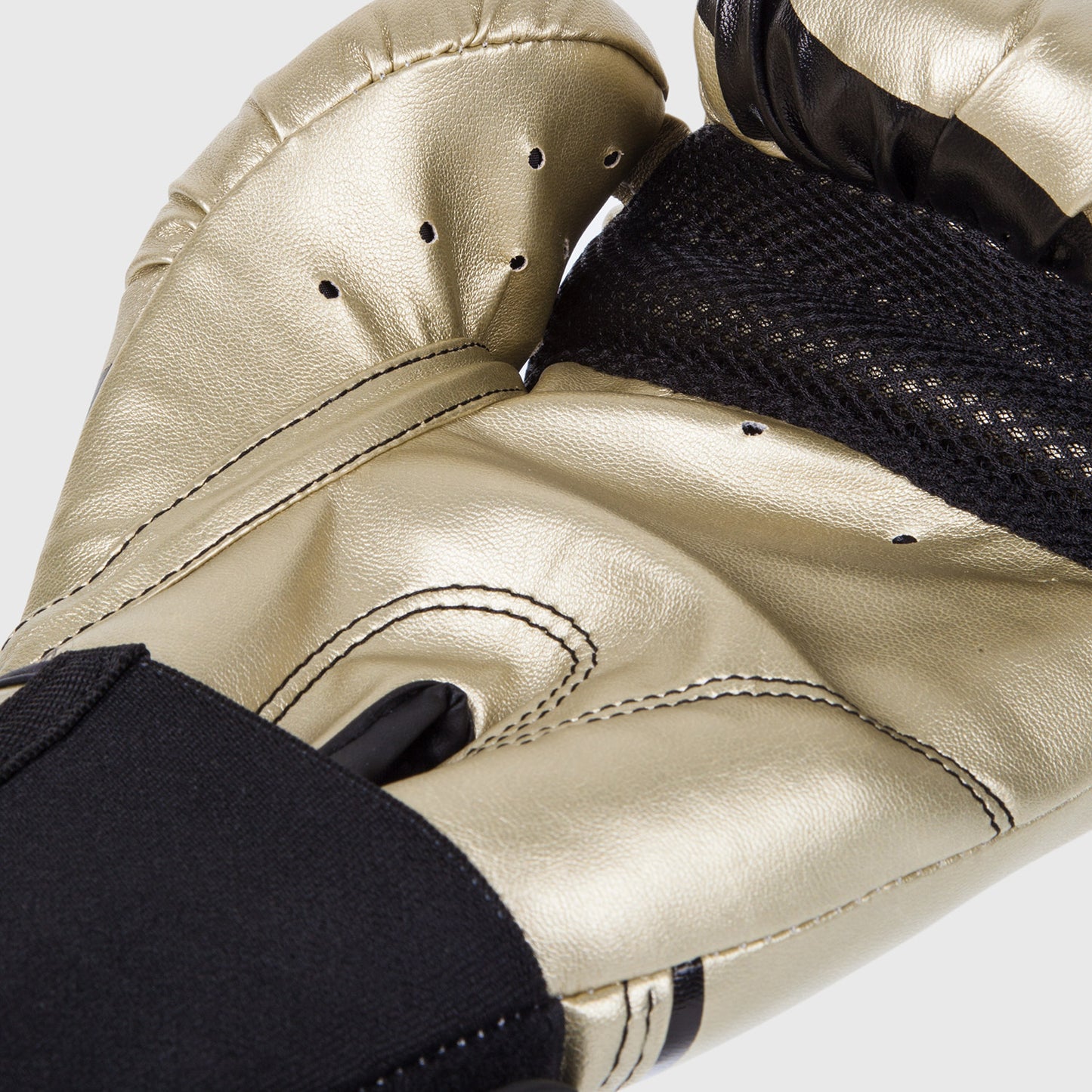 Venum Challenger 2.0 Boxing Gloves - Gold