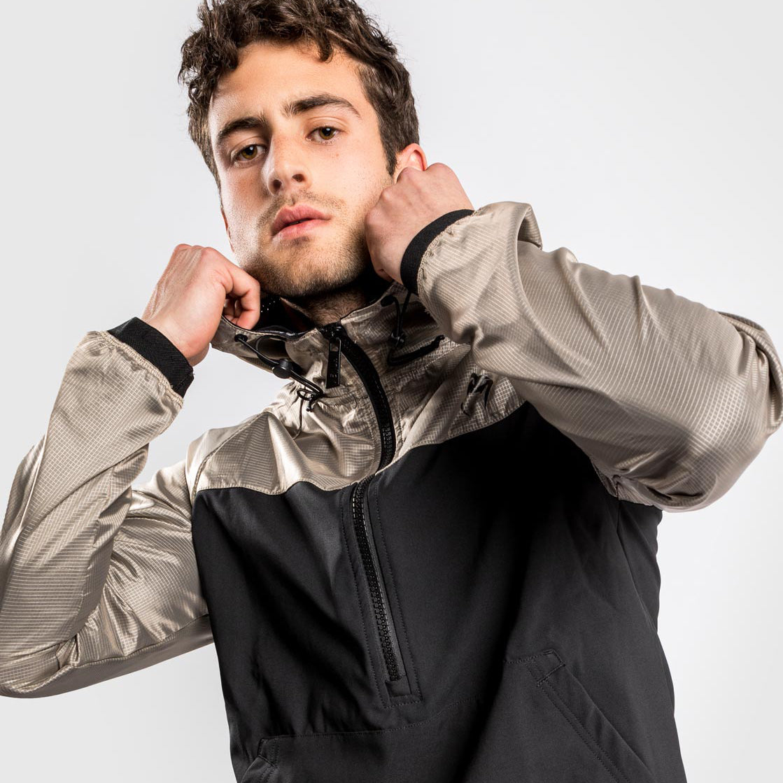 セットアップ　Venum Laser XT Hoodie 新品未開封 c83e62506ec70da001b95250eeabd2