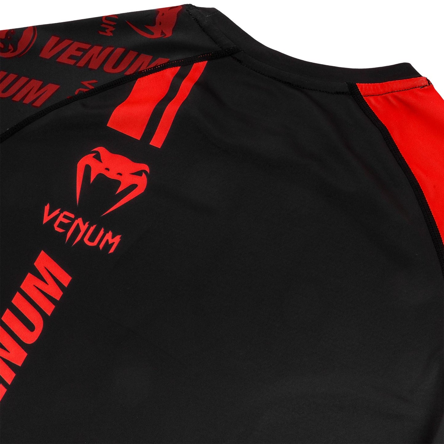 Venum Logos Rashguard - Long Sleeves - Black/Red