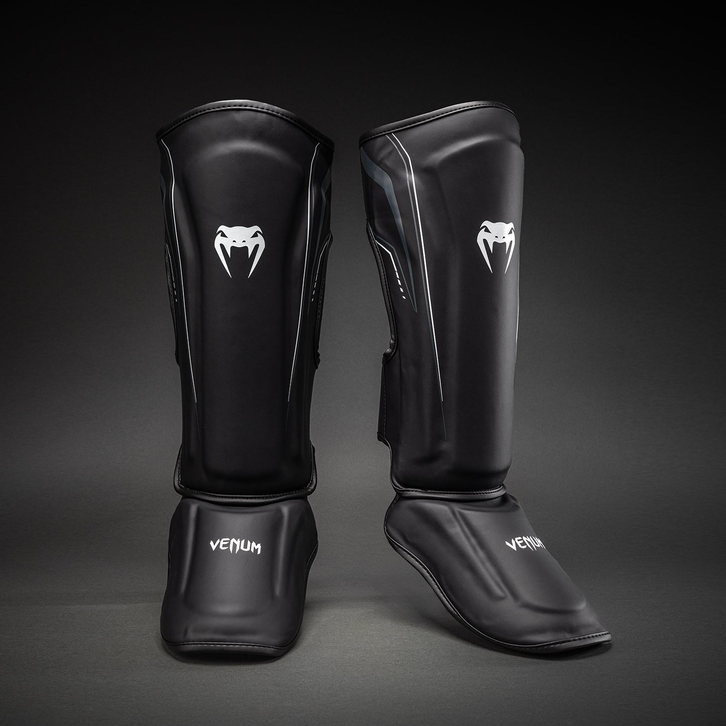 Venum Streamline Shin Guards - Black/White