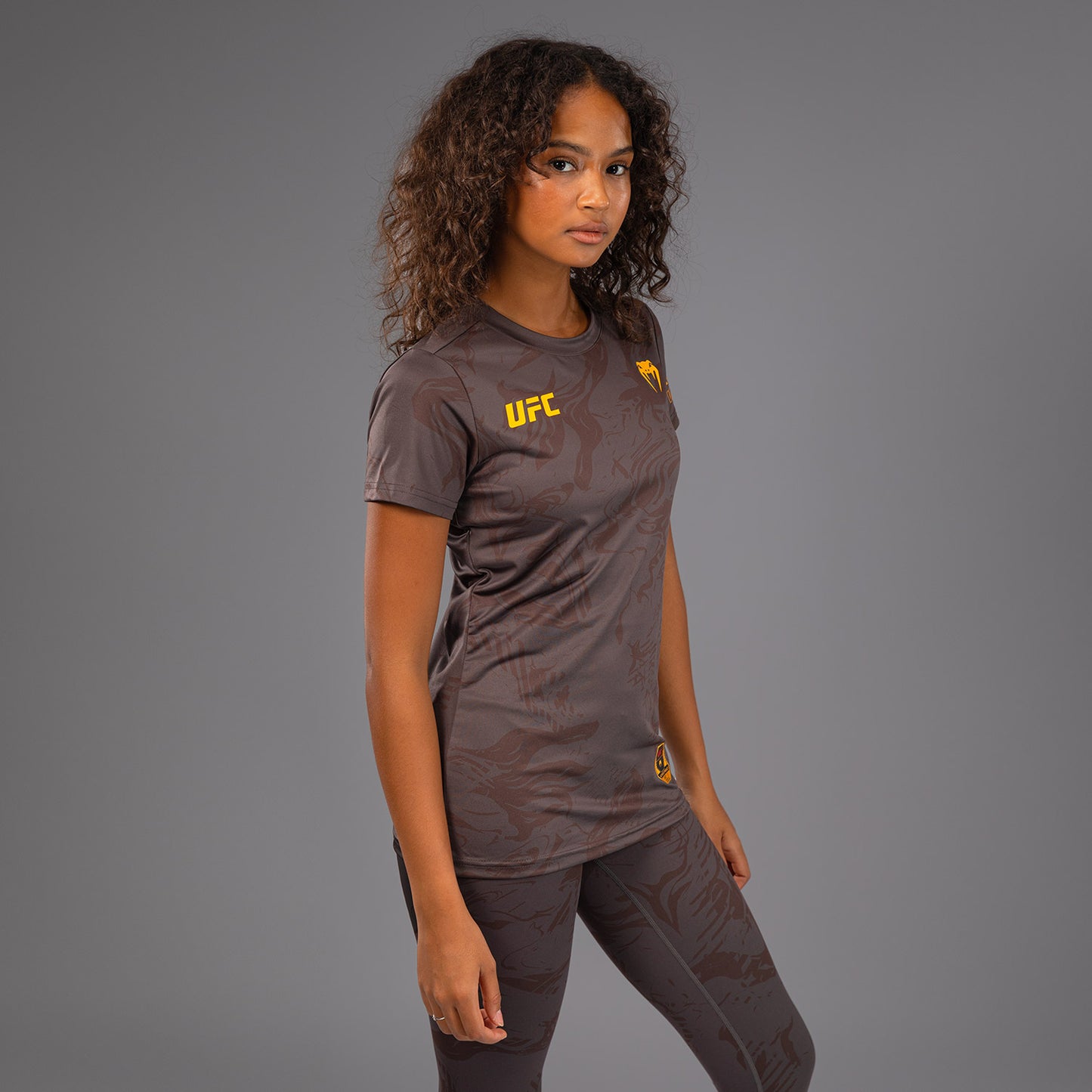 UFC Fusion by Venum Fight Week Women’s Dry-Tech T-Shirt - Earthen Brown