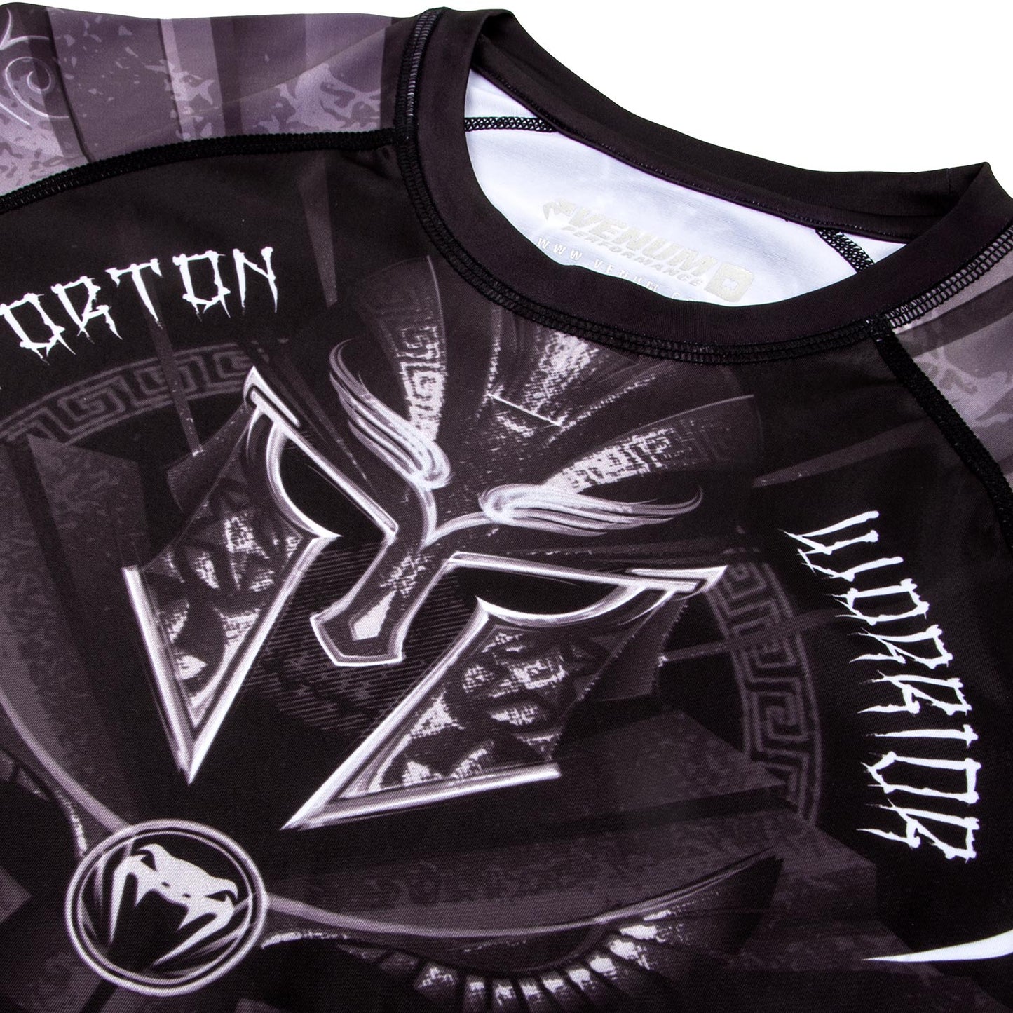 Venum Gladiator 3.0 Rashguard - Black/White - Short Sleeves