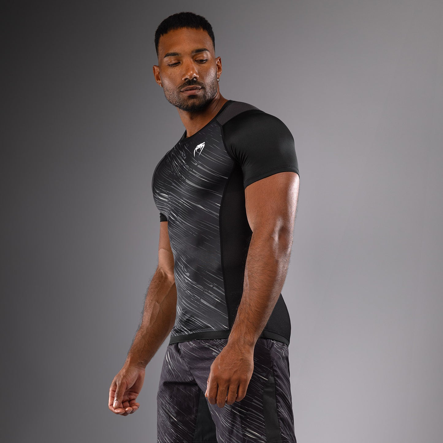 Venum Rapid Short Sleeve Rashguard - Black/Storm Grey