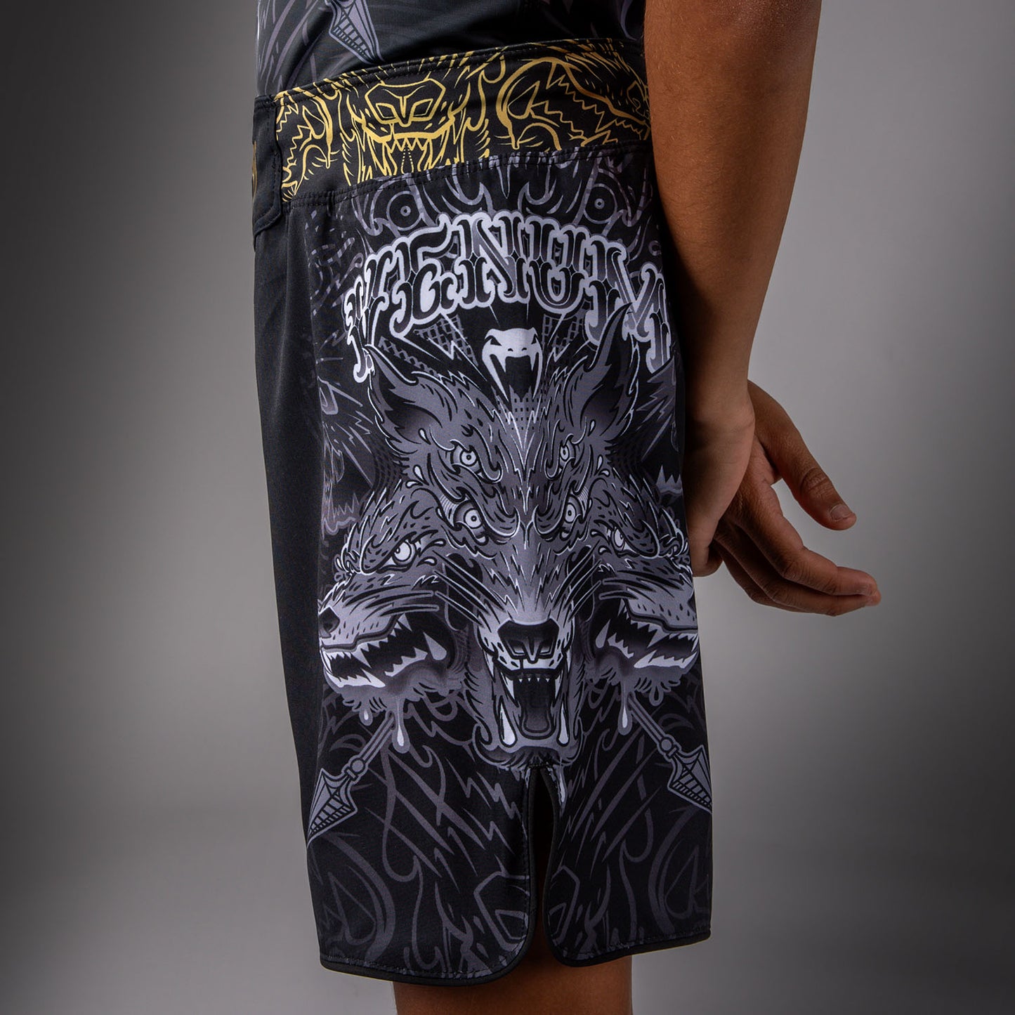 Venum Wolf Atak Kids Fightshorts - Black/Grey