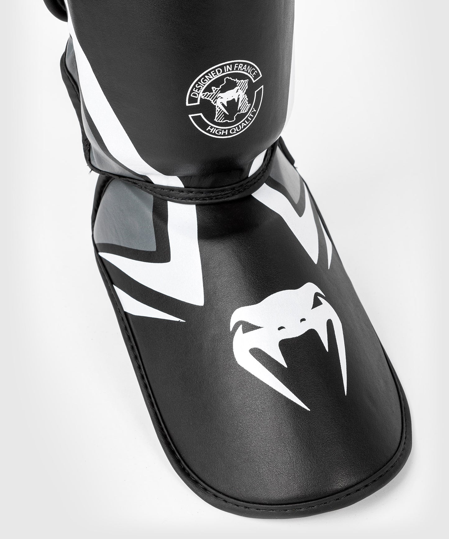 Venum Contender 2.0 Shin Guards