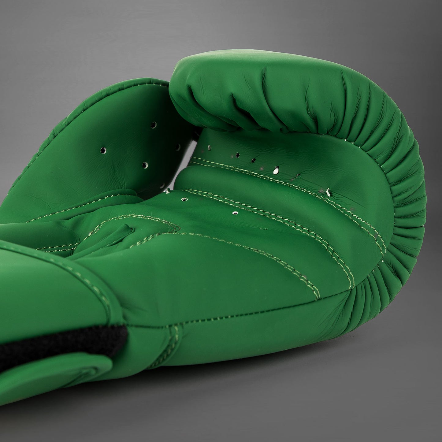 Venum Contender 1.5 Boxing Gloves - Forest Green