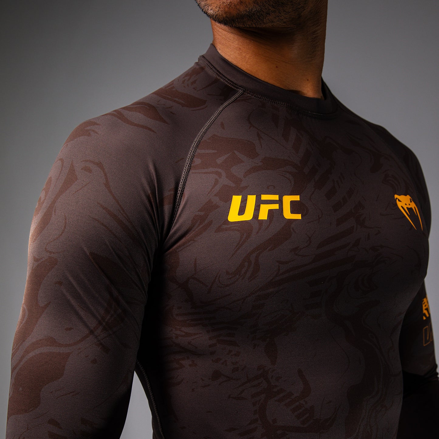 UFC Fusion by Venum Fight Week Men’s Performance Long Sleeve Rashguard - Earthen Brown