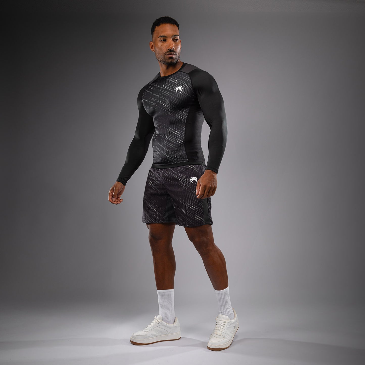 Venum Rapid Long Sleeve Rashguard - Black/Storm Grey