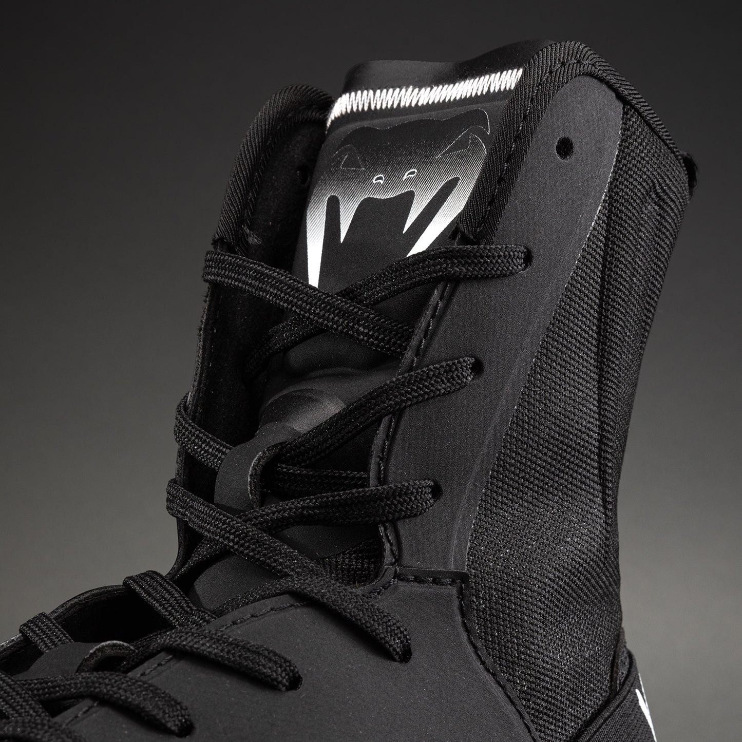 Venum Elite Neo Boxing Shoes - Black/White