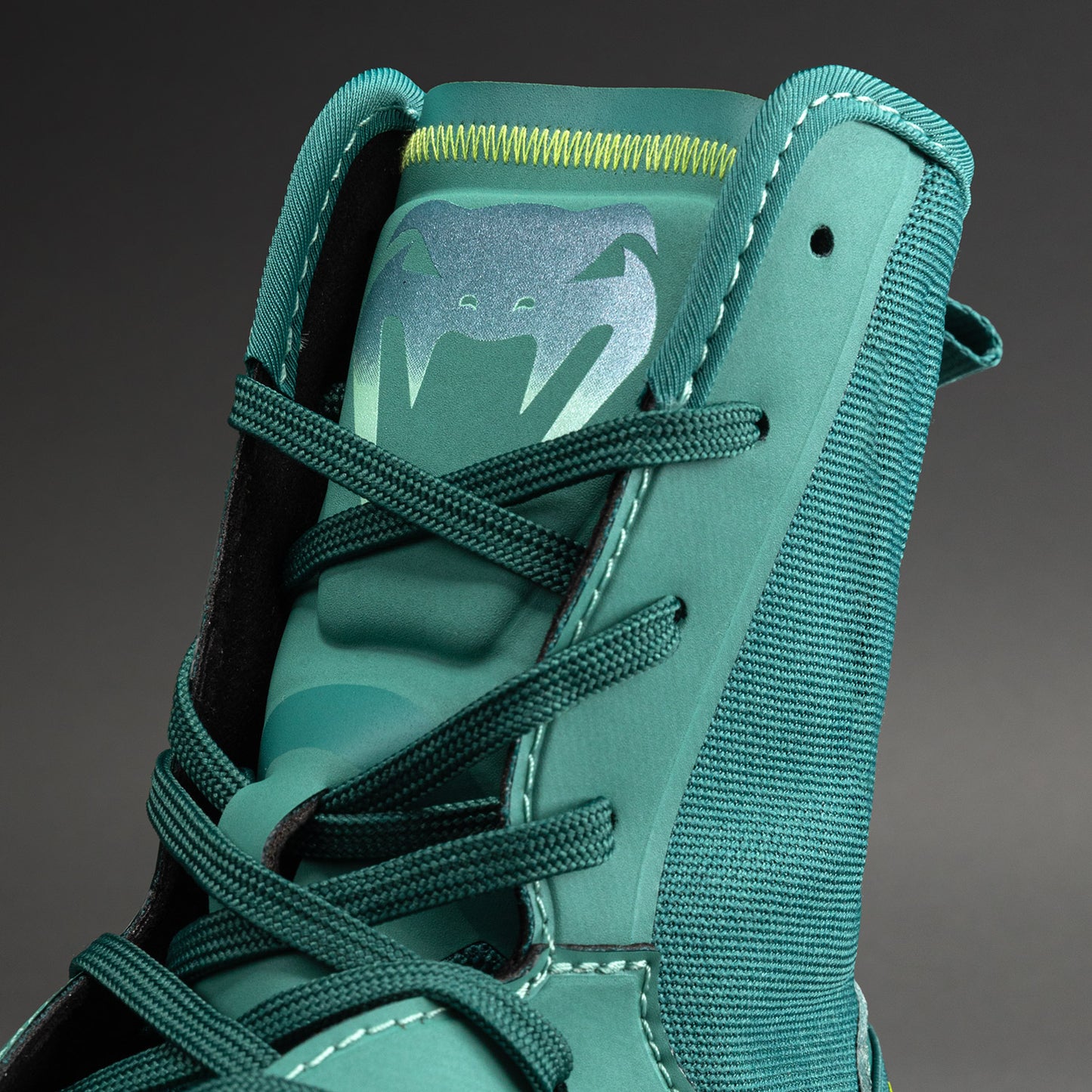 Venum Elite Neo Boxing Shoes - Green/ Neon Yellow