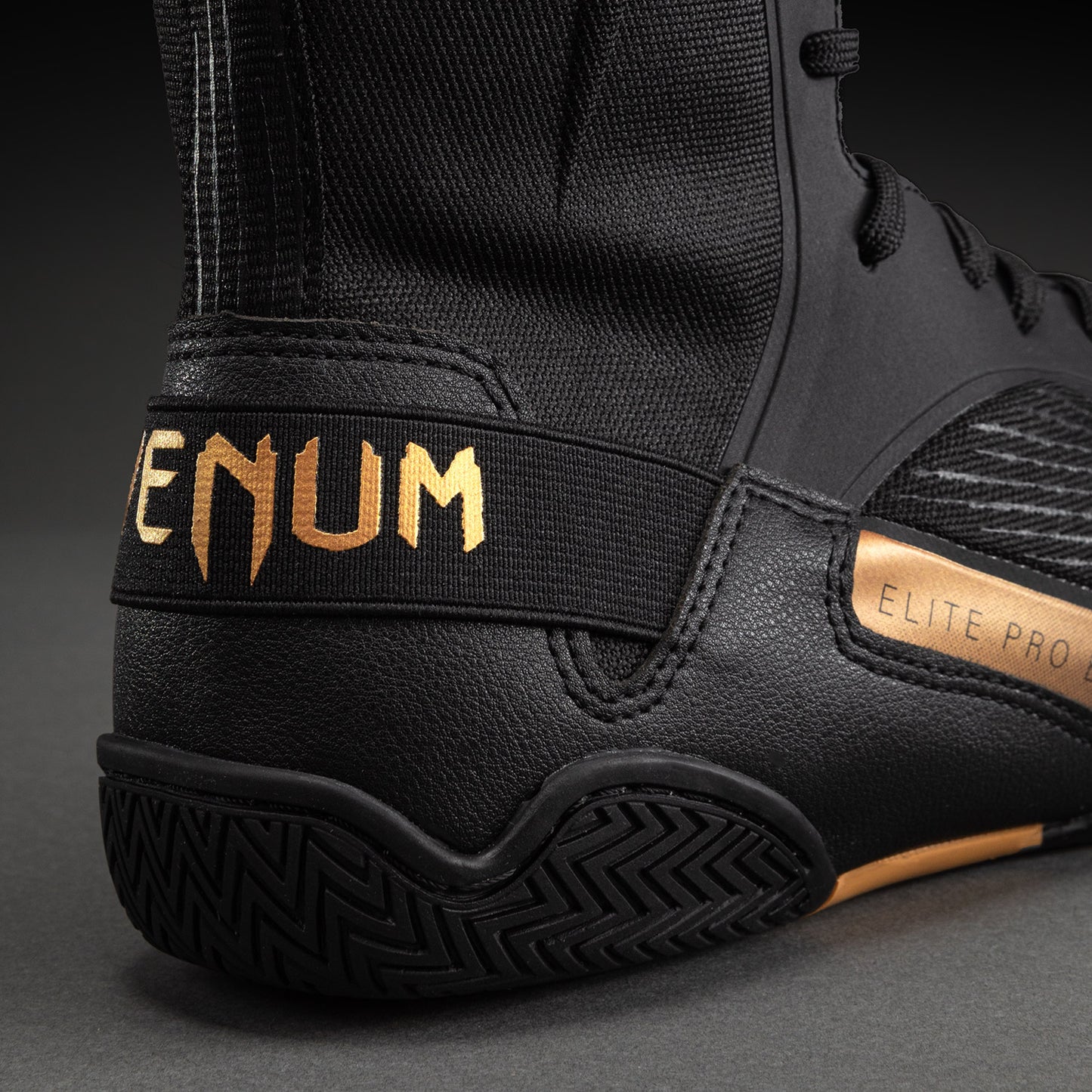Venum Elite Neo Boxing Shoes - Black/Gold