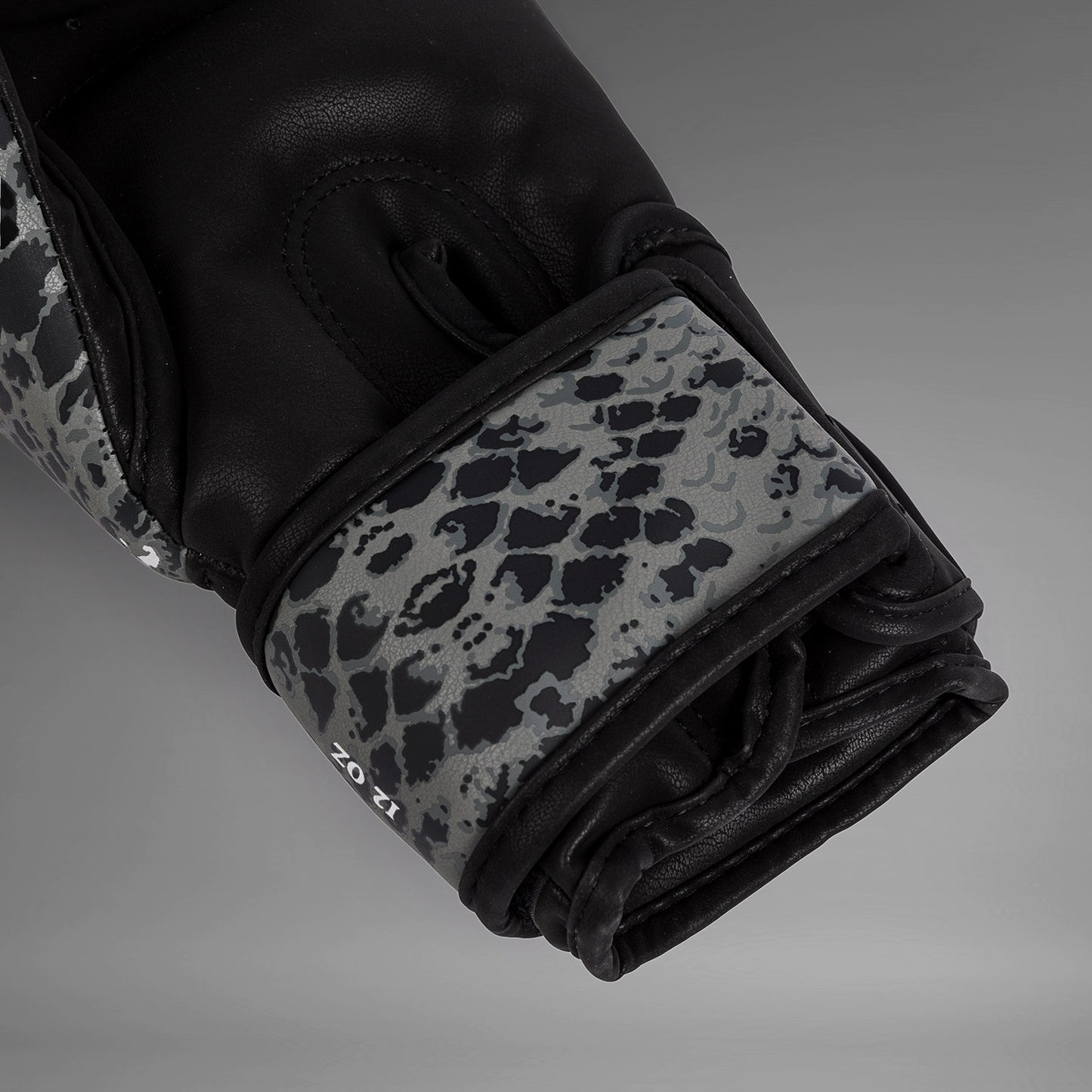 Venum Amazonia Boxing Gloves - Dark grey