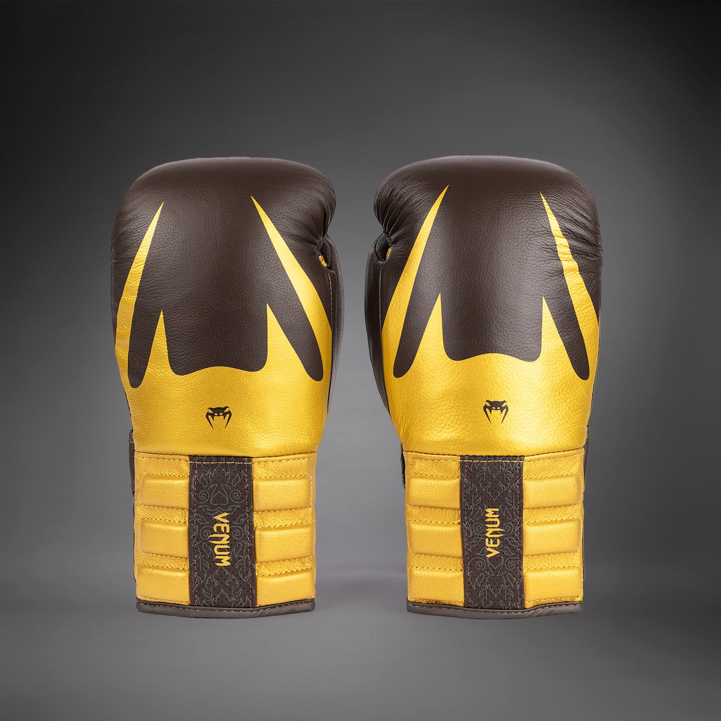 Venum Reverso Boxing Gloves - Chocolate / Gold