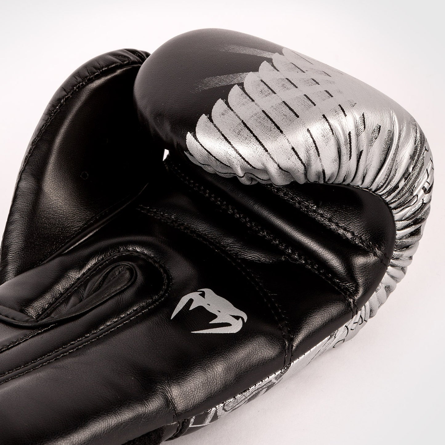 Venum YKZ21 Boxing Gloves - For Kids - Black/White
