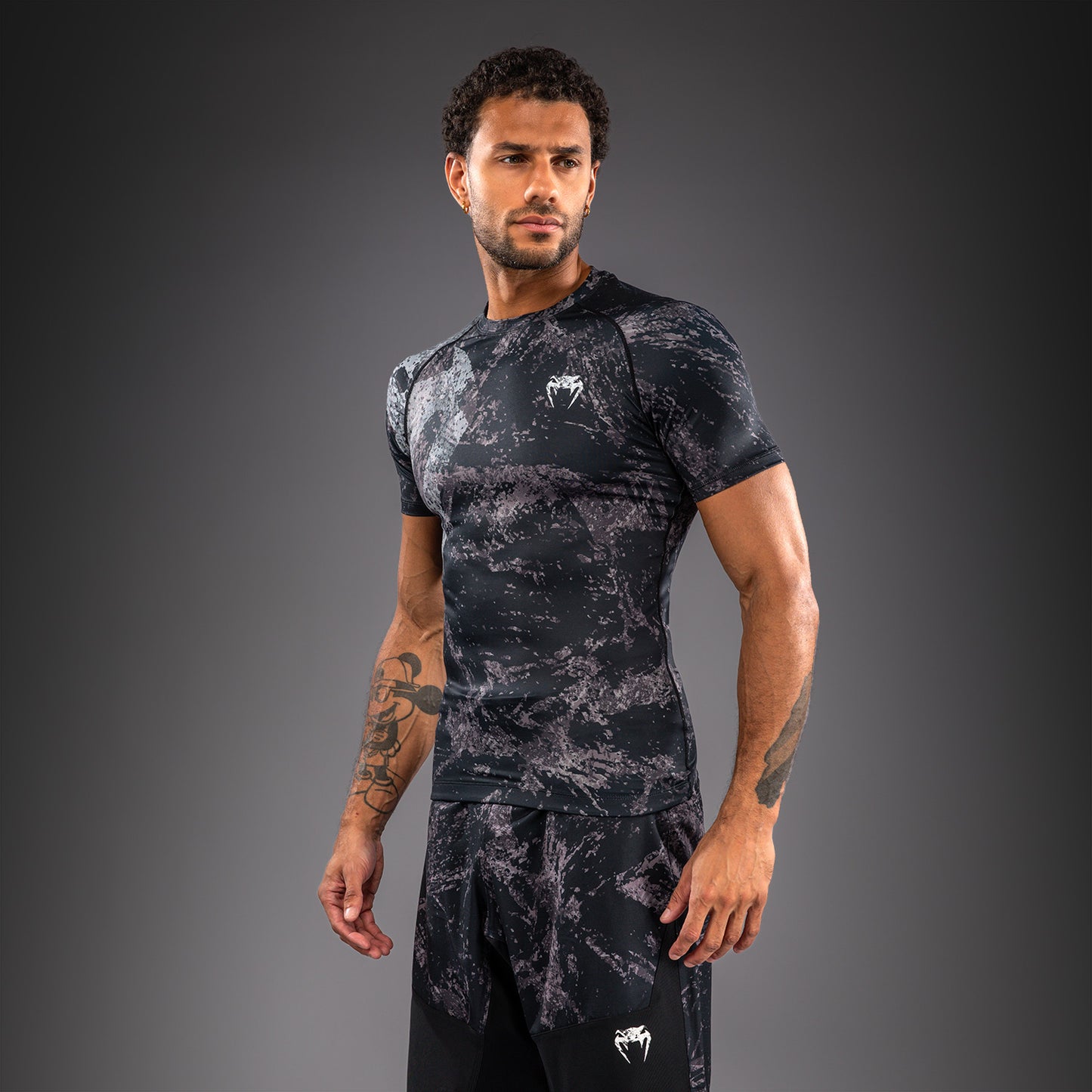 Venum Rage & Workout Short Sleeve Rashguard - Black/Grey