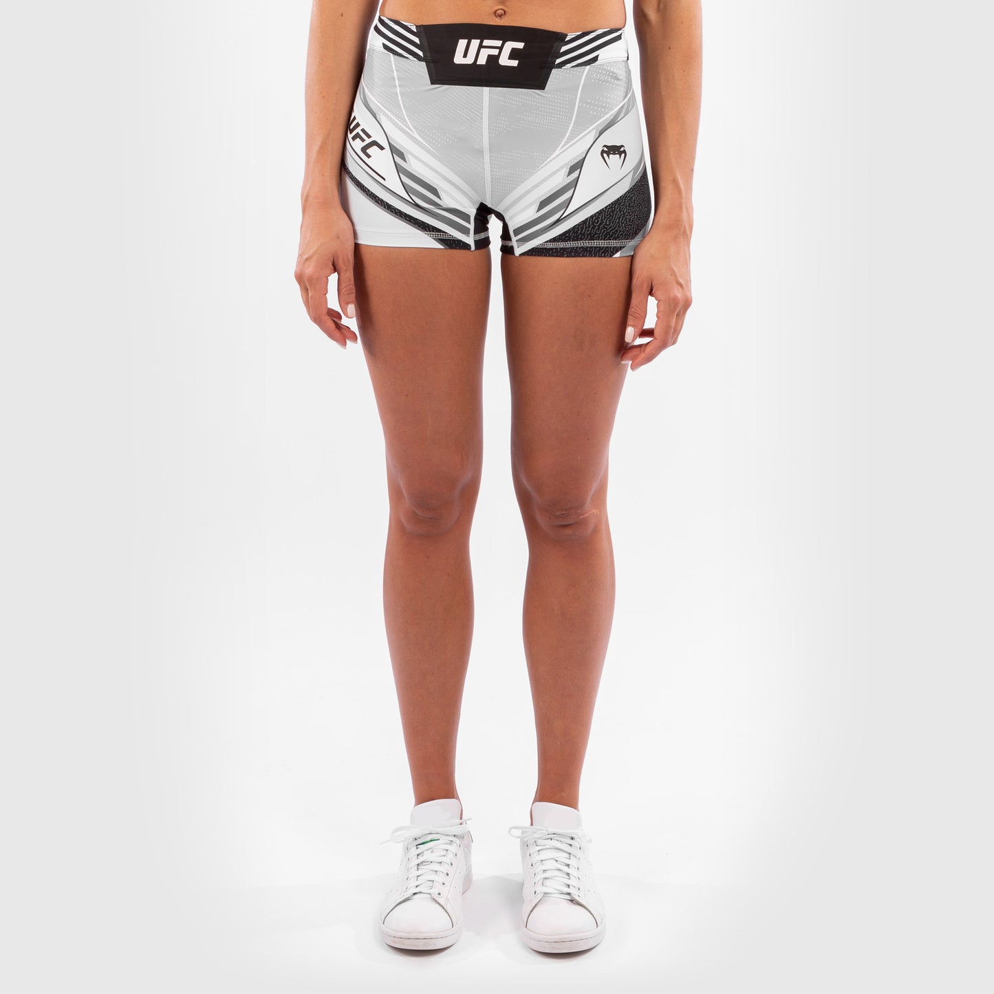 UFC Venum Authentic Fight Night Women's Vale Tudo Shorts - Short Fit - White