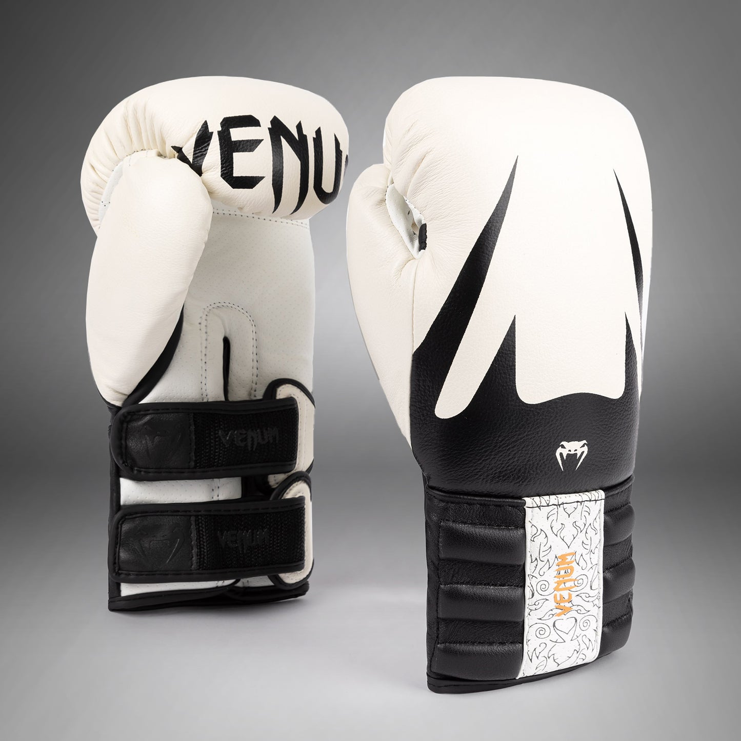 Venum Reverso Boxing Gloves - Snow White/Black