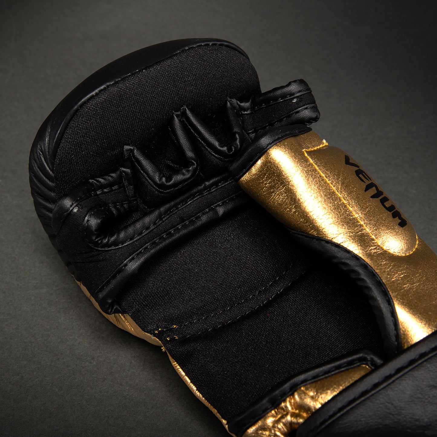 Venum Attack 2.0 Sparring Gloves Leather - Gold/Black