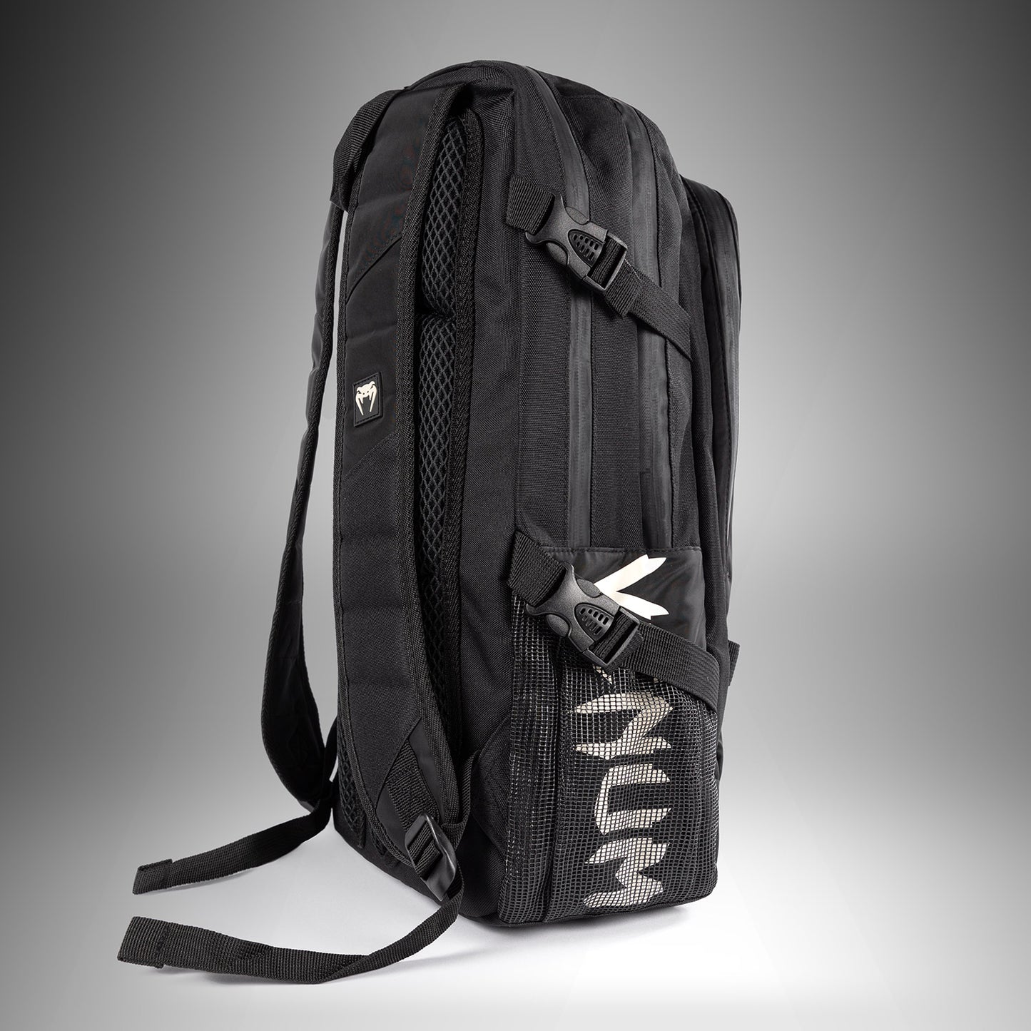 Venum Shockwave Backpack (20-25L)- Black
