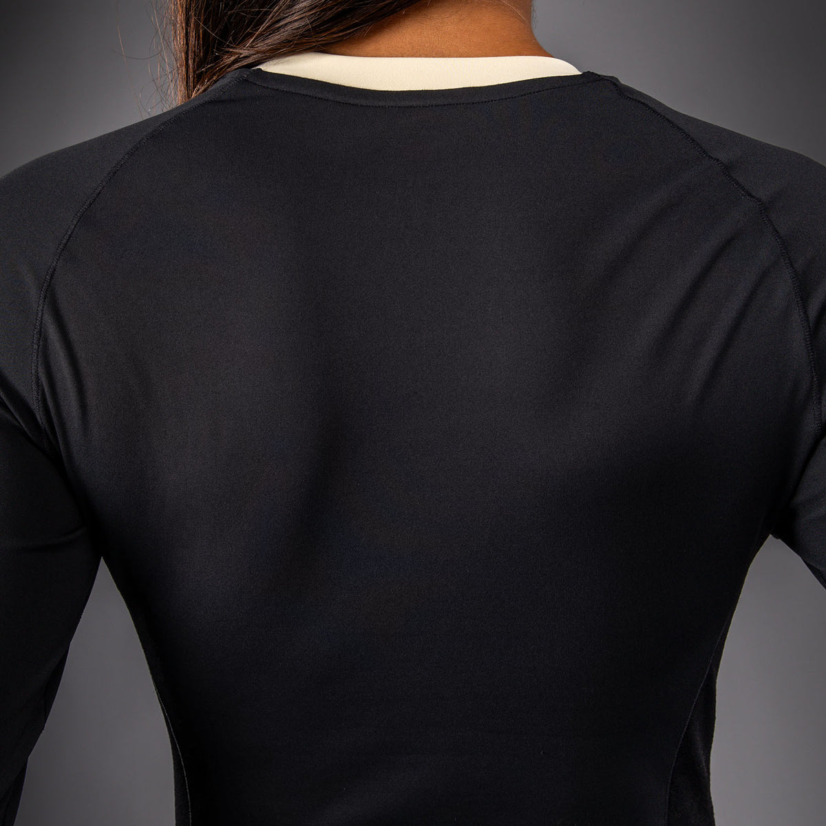 Venum Viper Women's Long Sleeve Rashguard - Black