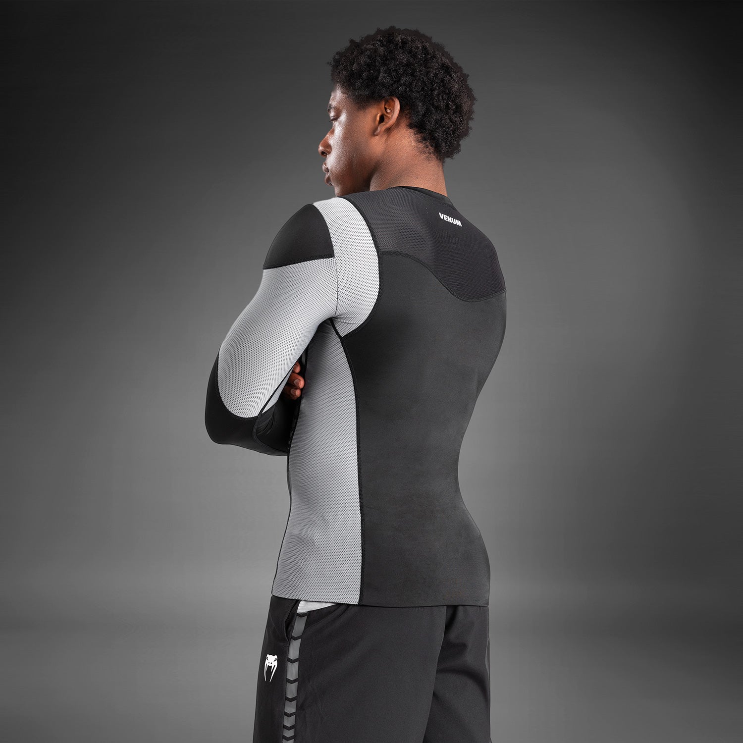 Venum Tempest Men's Long Sleeve Rashguard - Black/Grey
