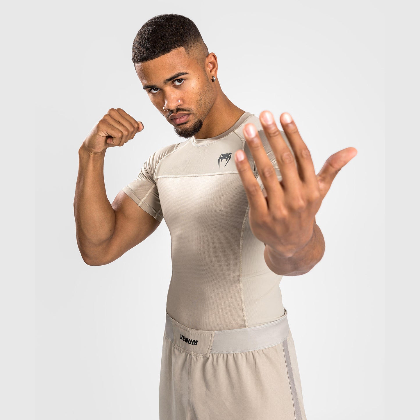 Venum G-Fit Air Rashguards Shortsleeve - Sand