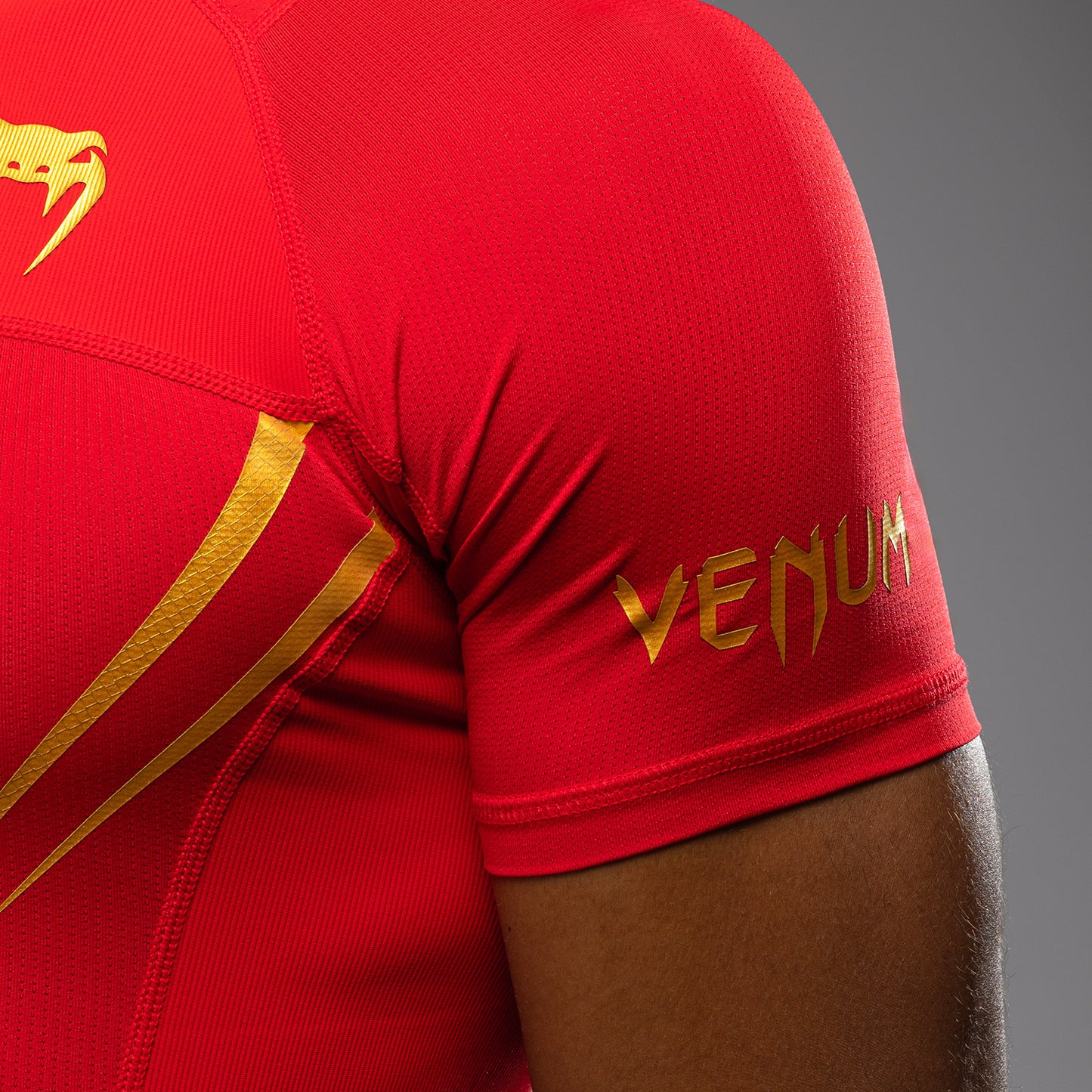 Venum x WOW FC Short Sleeve Rashguard - Fury Red/ Gold