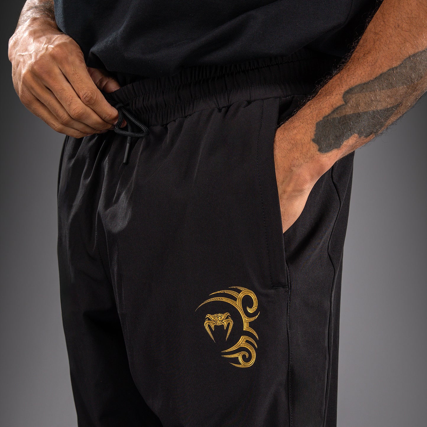 Venum x Mike Tyson Tiger Joggers - Black/Gold