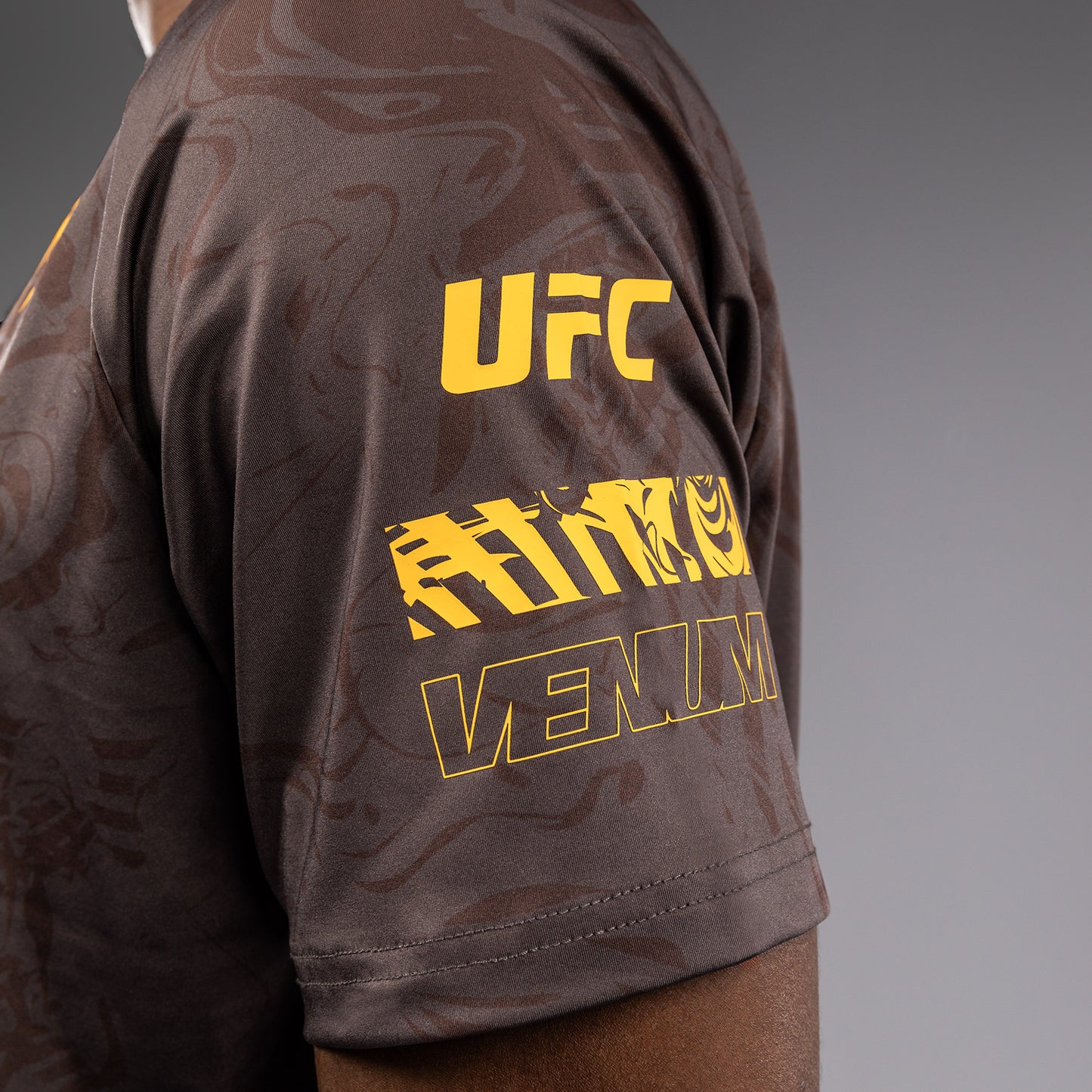UFC Fusion by Venum Fight Week Men’s Dry-Tech T-Shirt - Earthen Brown