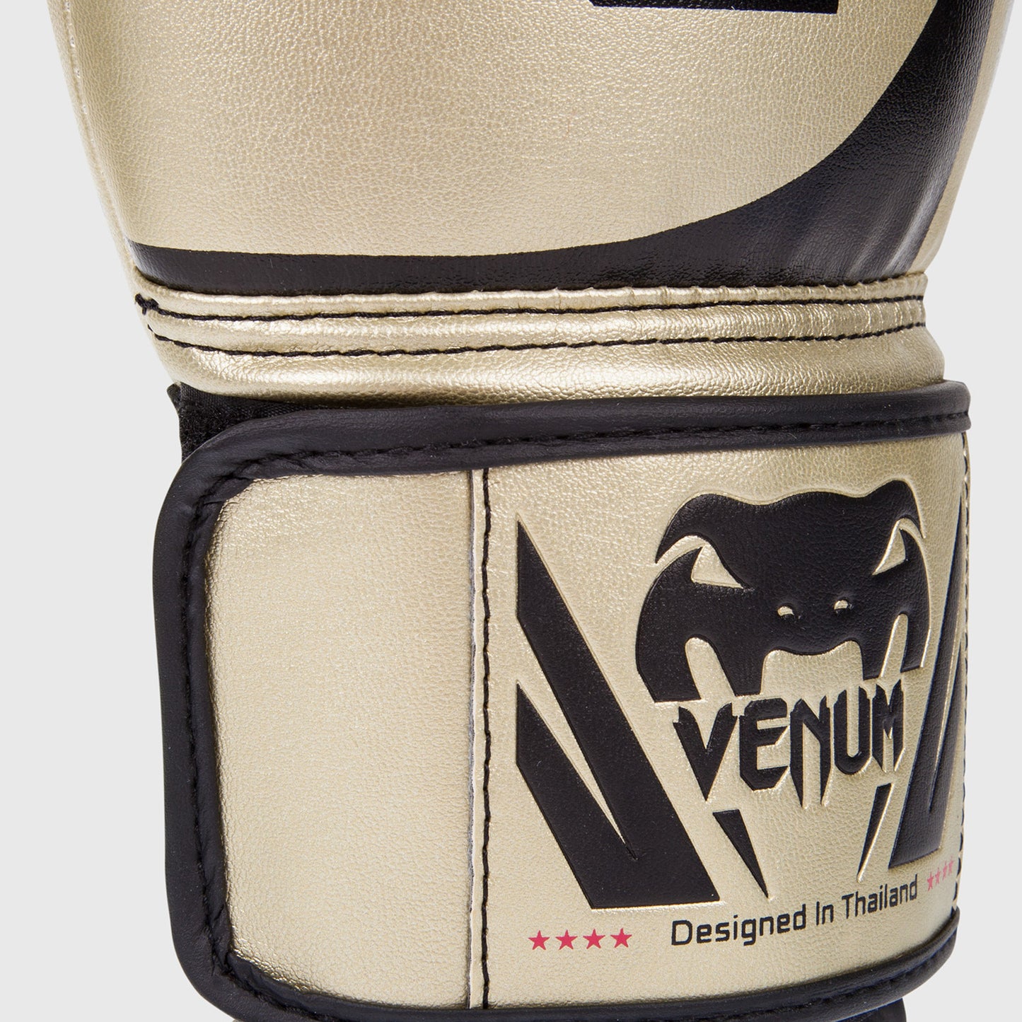 Venum Challenger 2.0 Boxing Gloves - Gold