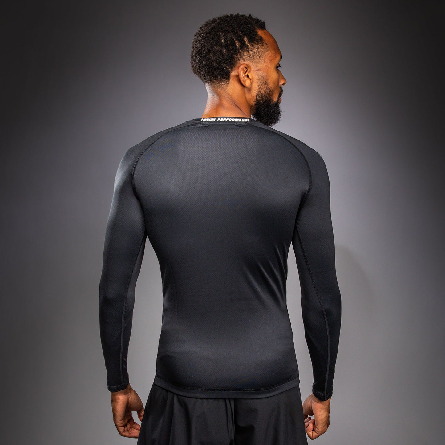 Venum Edge long sleeves Rashguard - Black/Sand