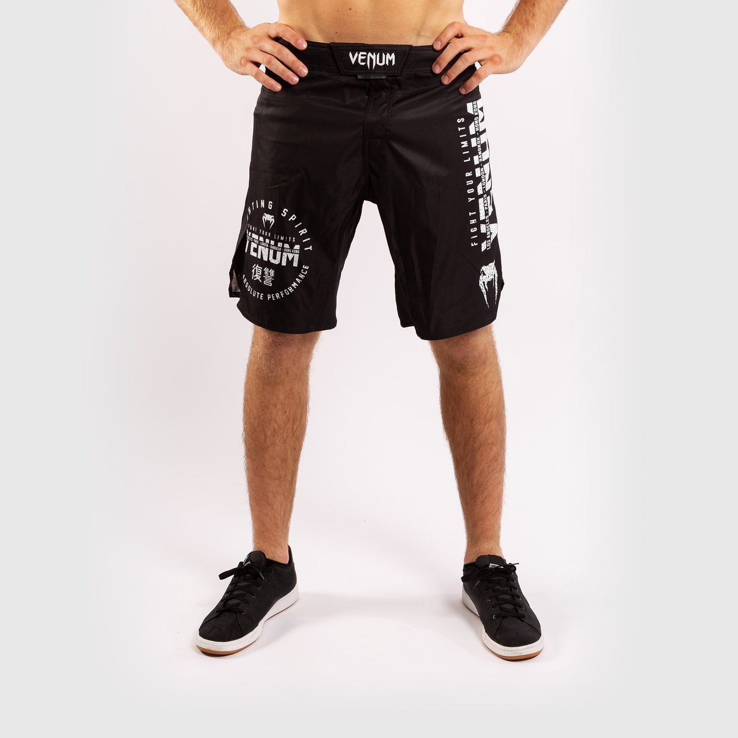 Venum Signature Fightshorts - Black/White
