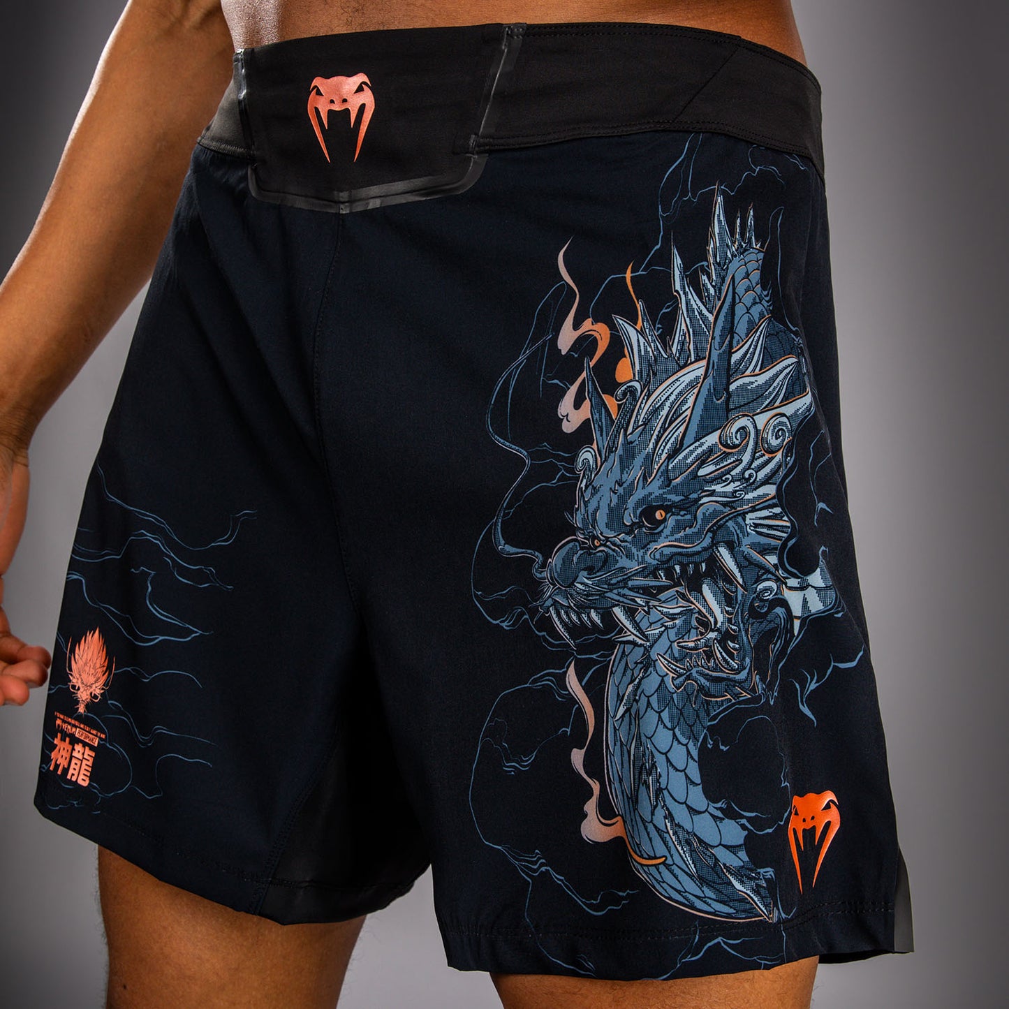 Venum Thunder Dragon Fightshorts - Black/Grey/Copper