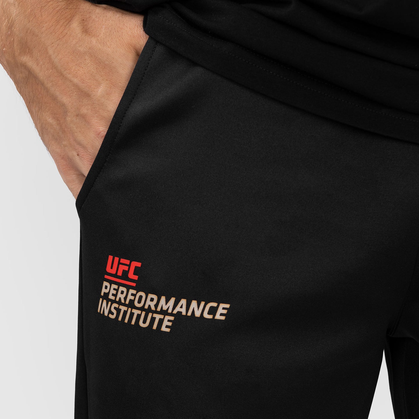UFC Venum Performance Institute 2.0 Jogger - Black/Red