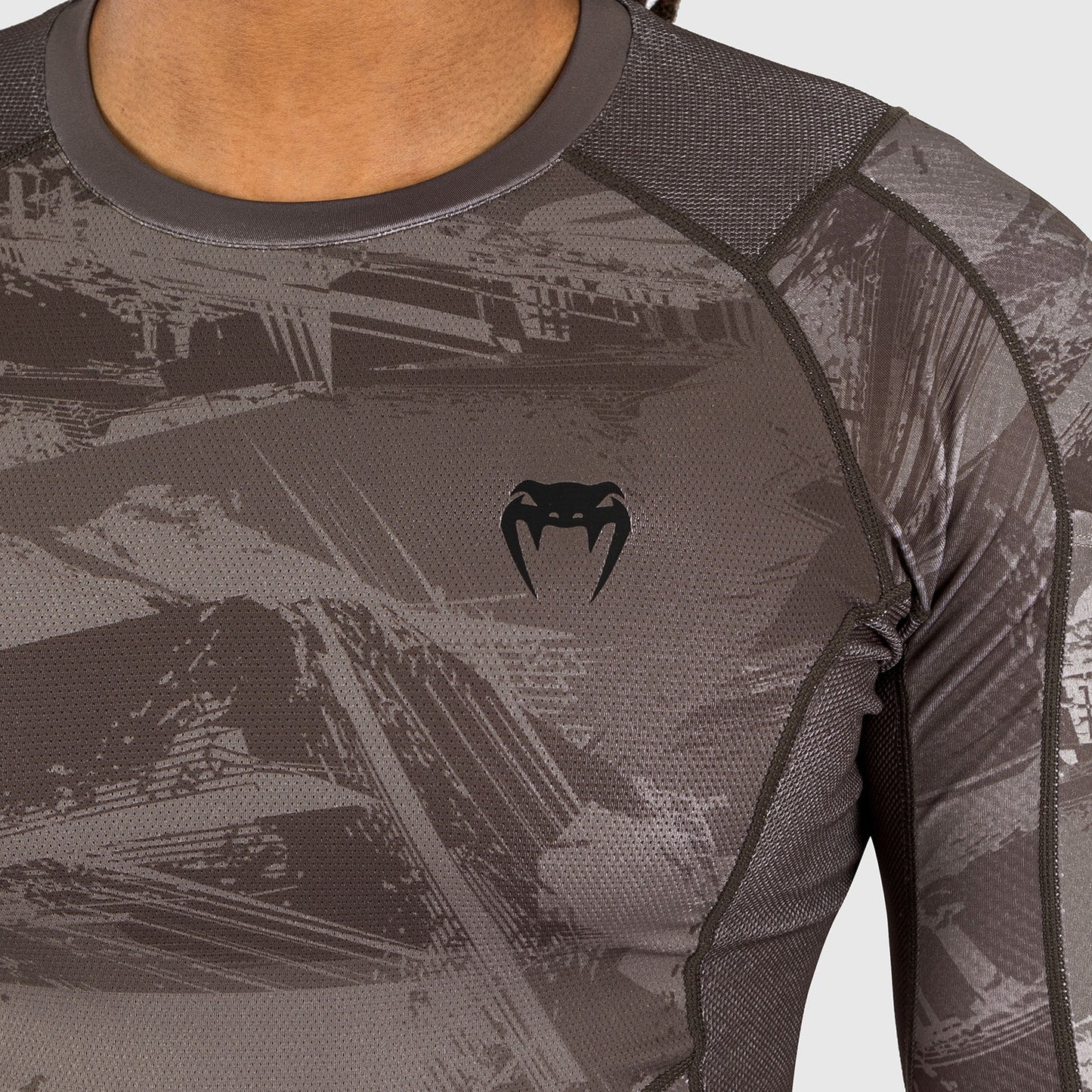 Venum Electron 3.0 Long Sleeve Rashguard - Sand