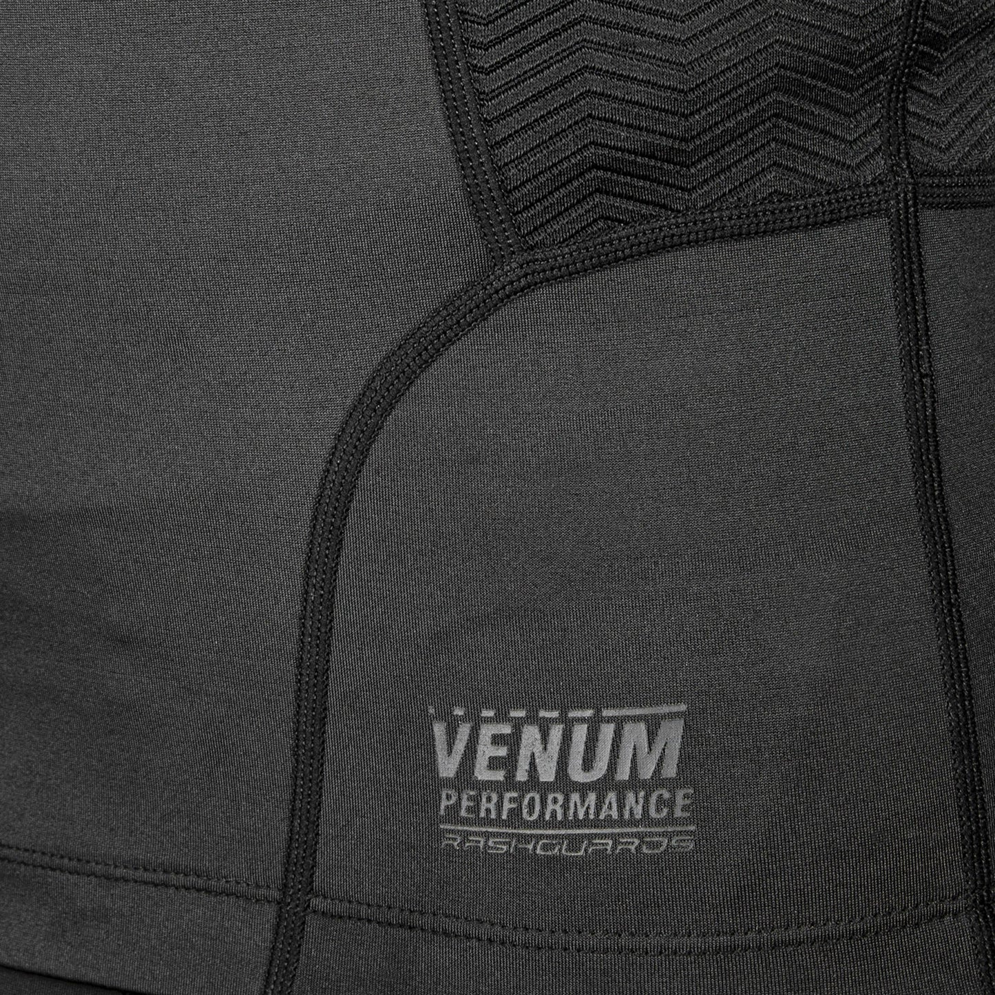 Venum G-Fit Rashguard - Short Sleeves - Black