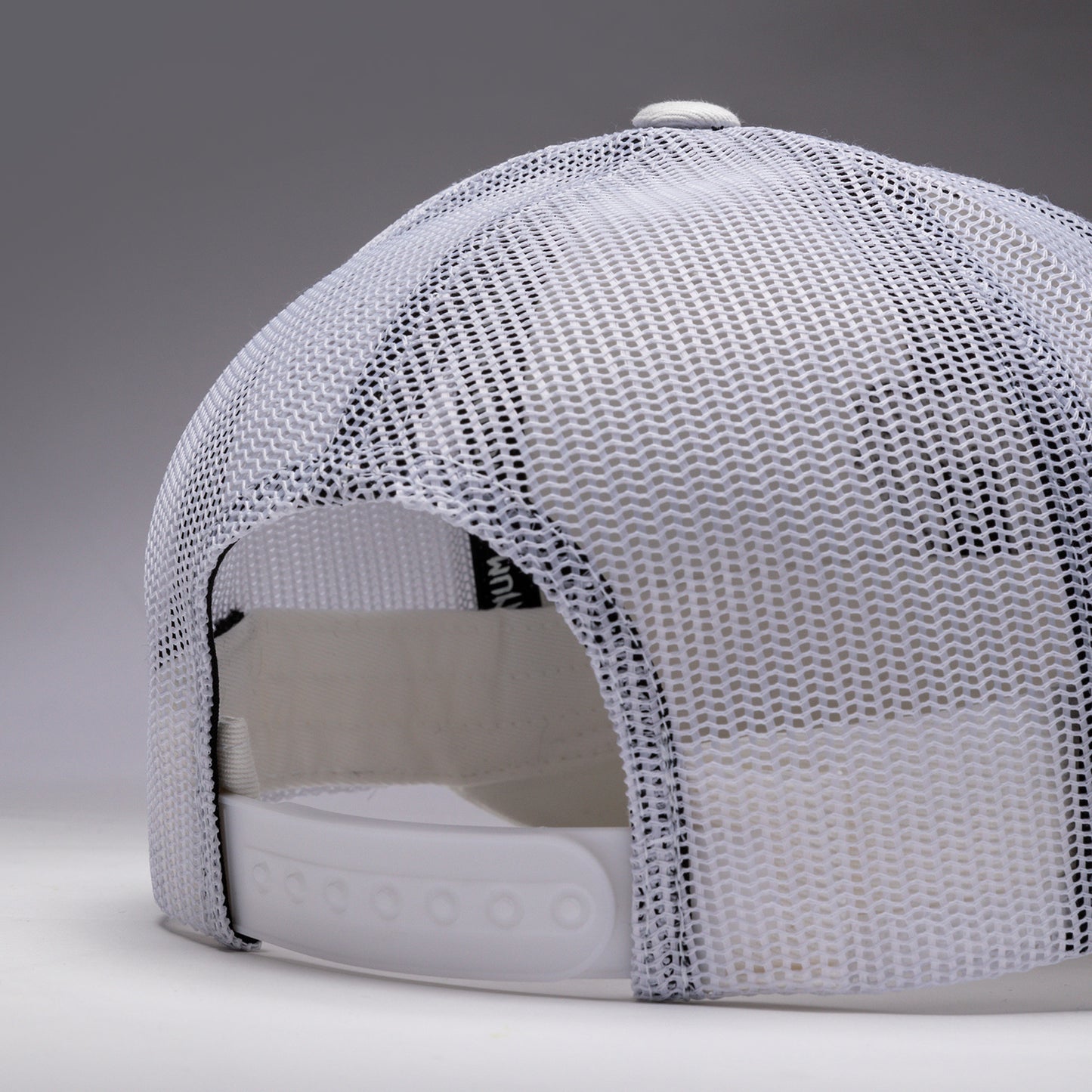 Venum Trucker Cap - Snow White