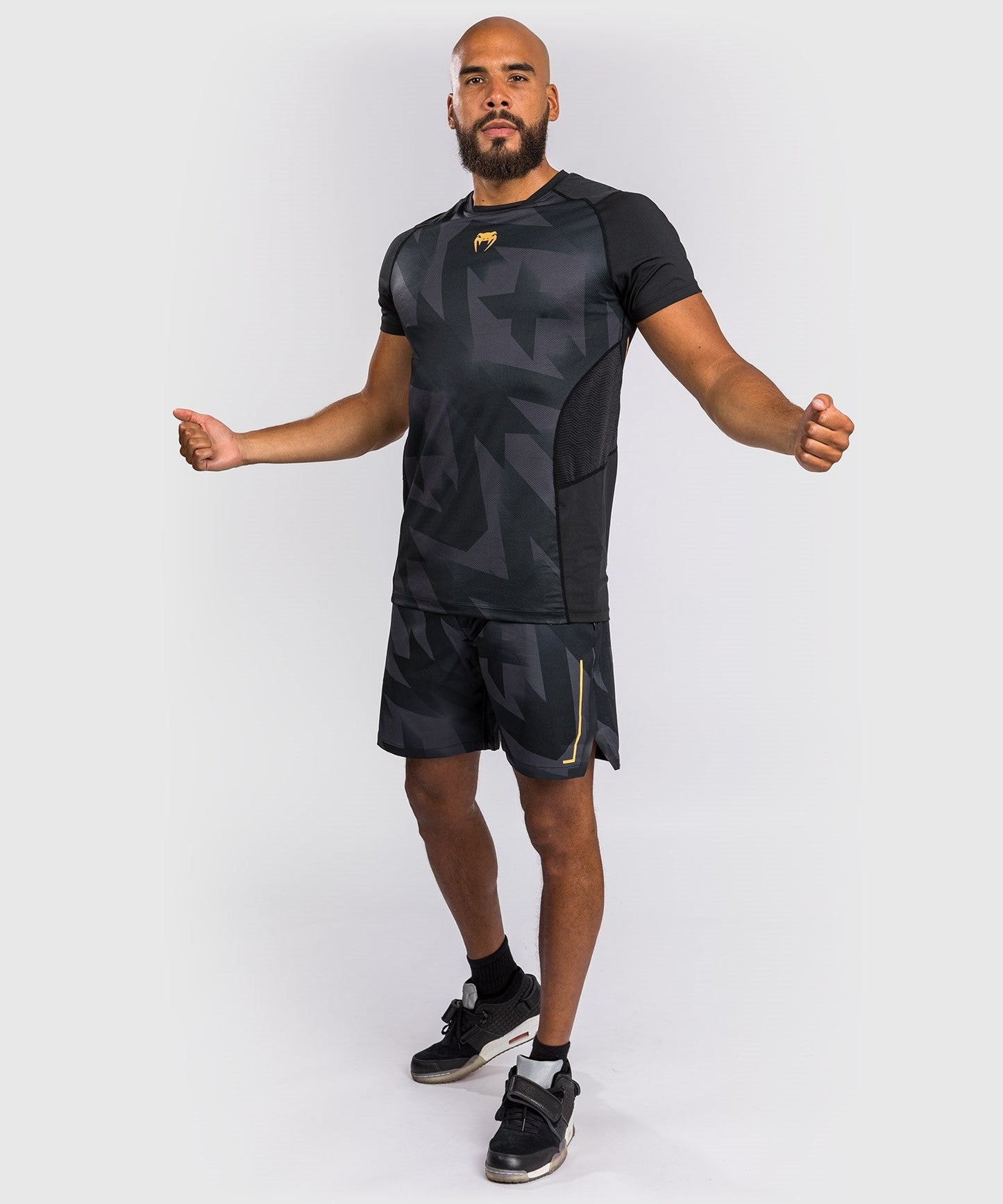 Venum Razor Dry Tech T-Shirt - Black/Gold