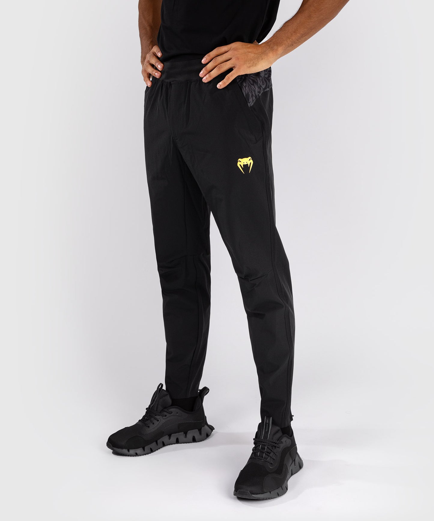 Venum x Topuria Unmatched Edition Joggers - Black/Gold