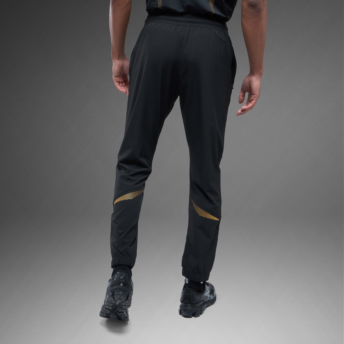 FK x Venum Hexagone MMA tracksuit Complete Tracksuit (Jacket + Pants) - Black/Gold