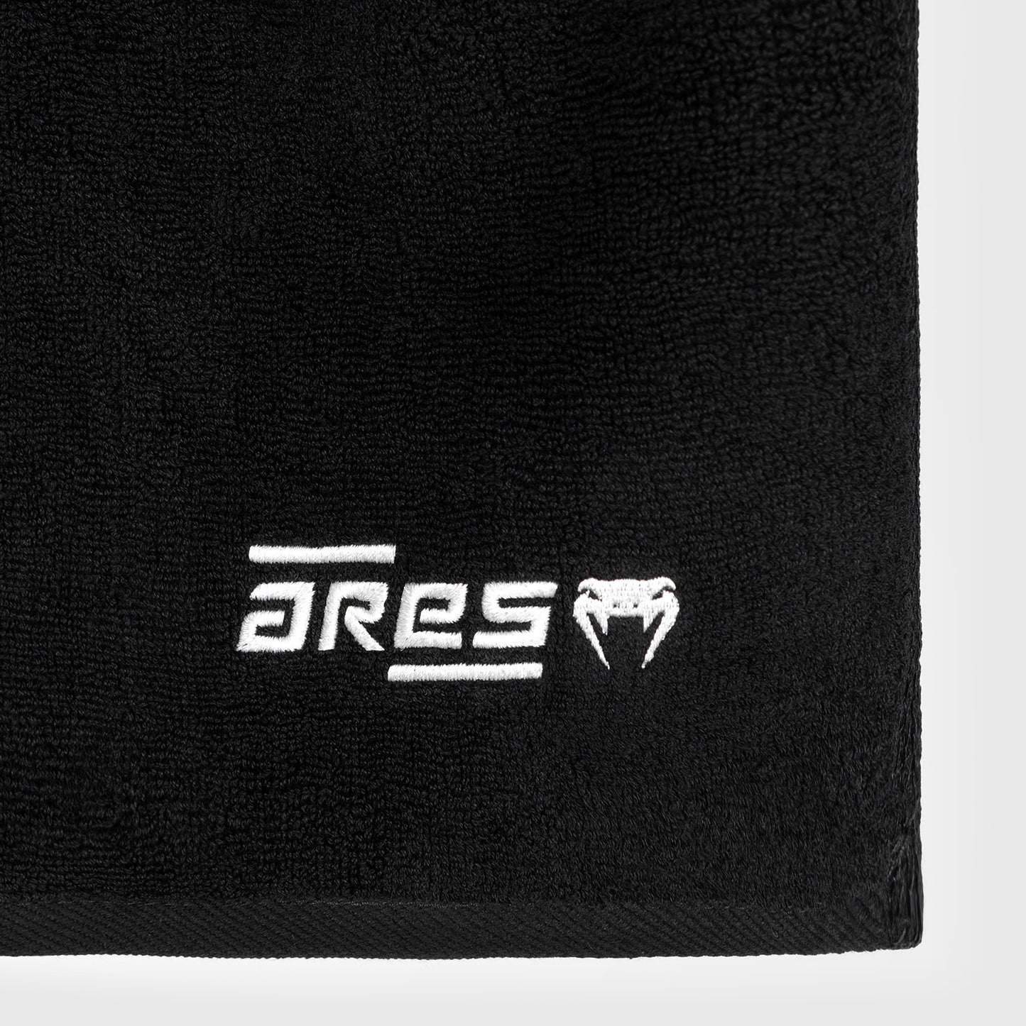Venum x Ares Towel 70x137cm - Black