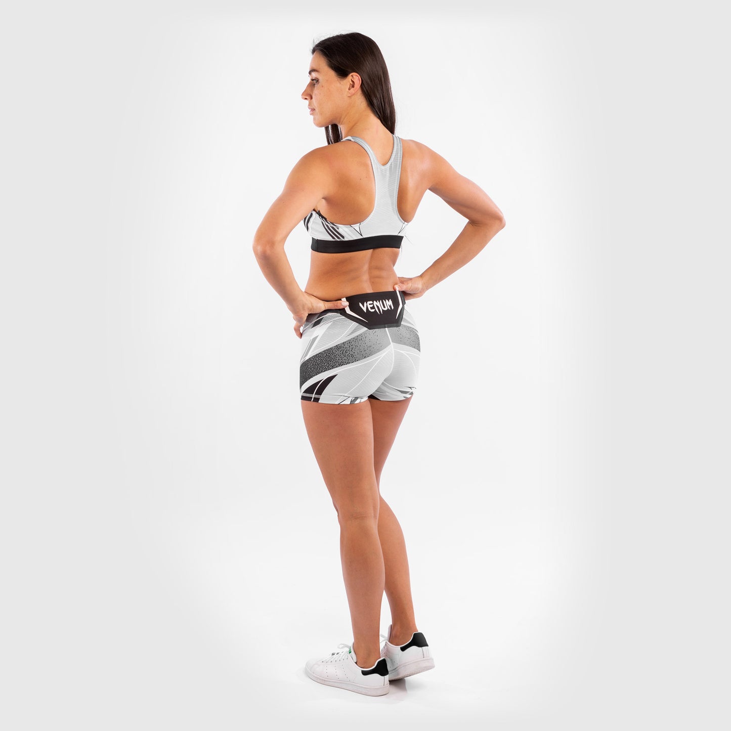 UFC Venum Authentic Fight Night Women's Vale Tudo Shorts - Short Fit - White